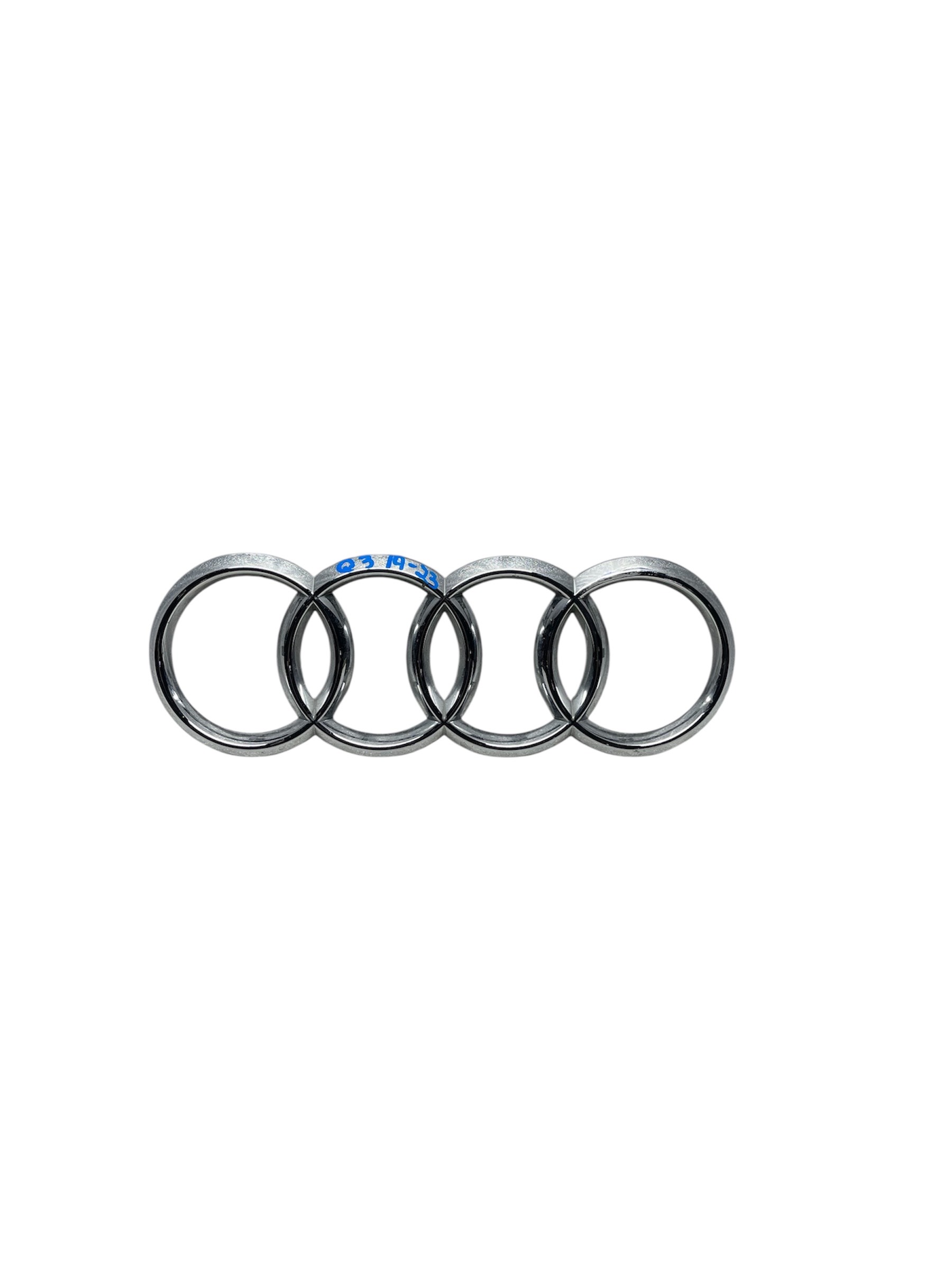 Audi Q3 2019 - 2023 Emblema Usado Original