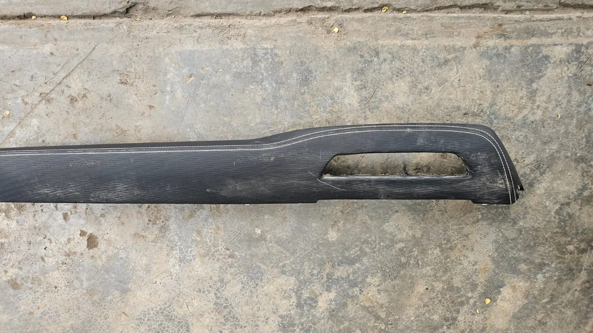 Haval Jolion 2023-2026 Moldura Frontal Tablero Negro