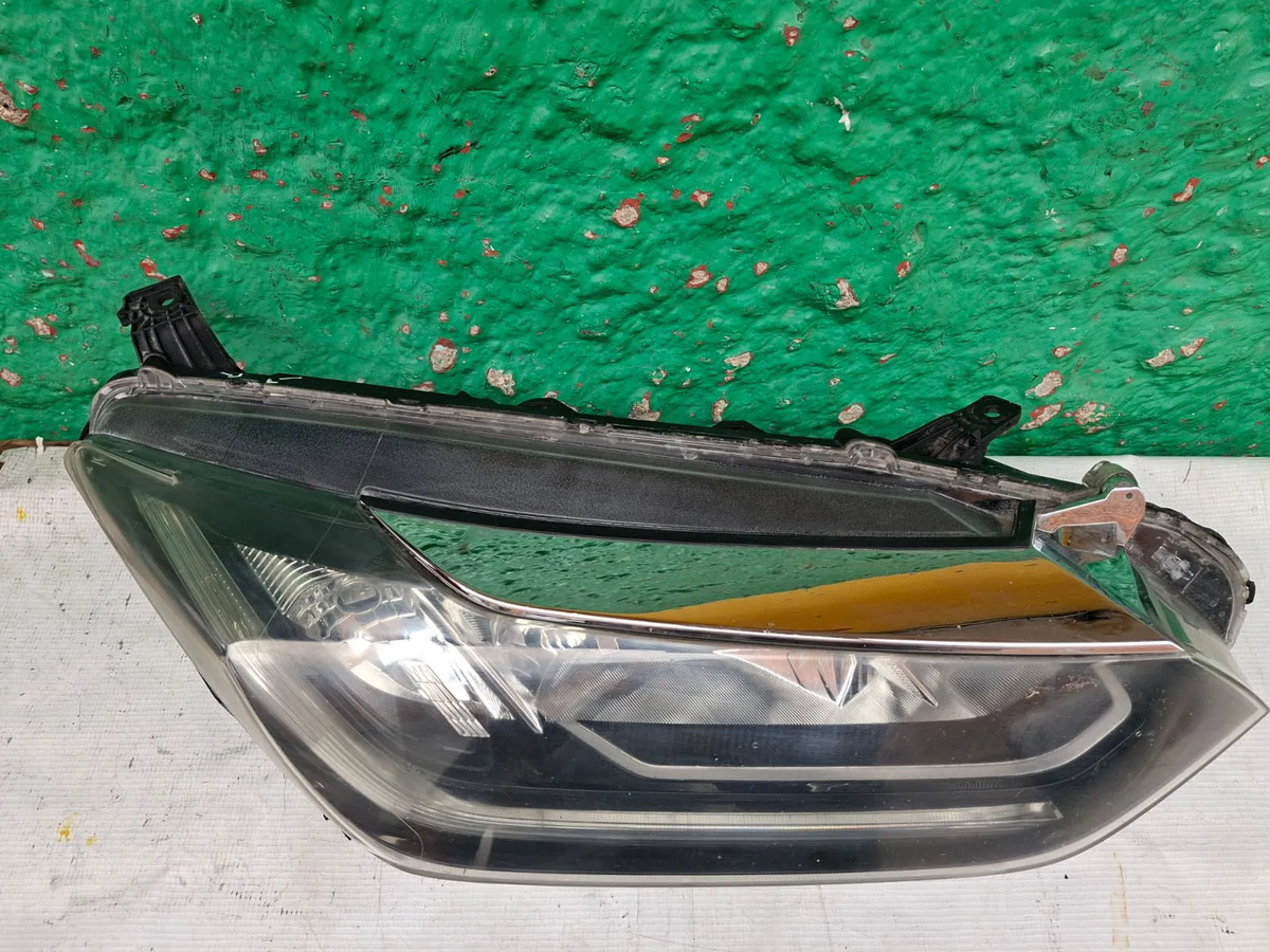 Faro Derecho De Honda City 2018-2020 Usado Original Derecho/pasajero