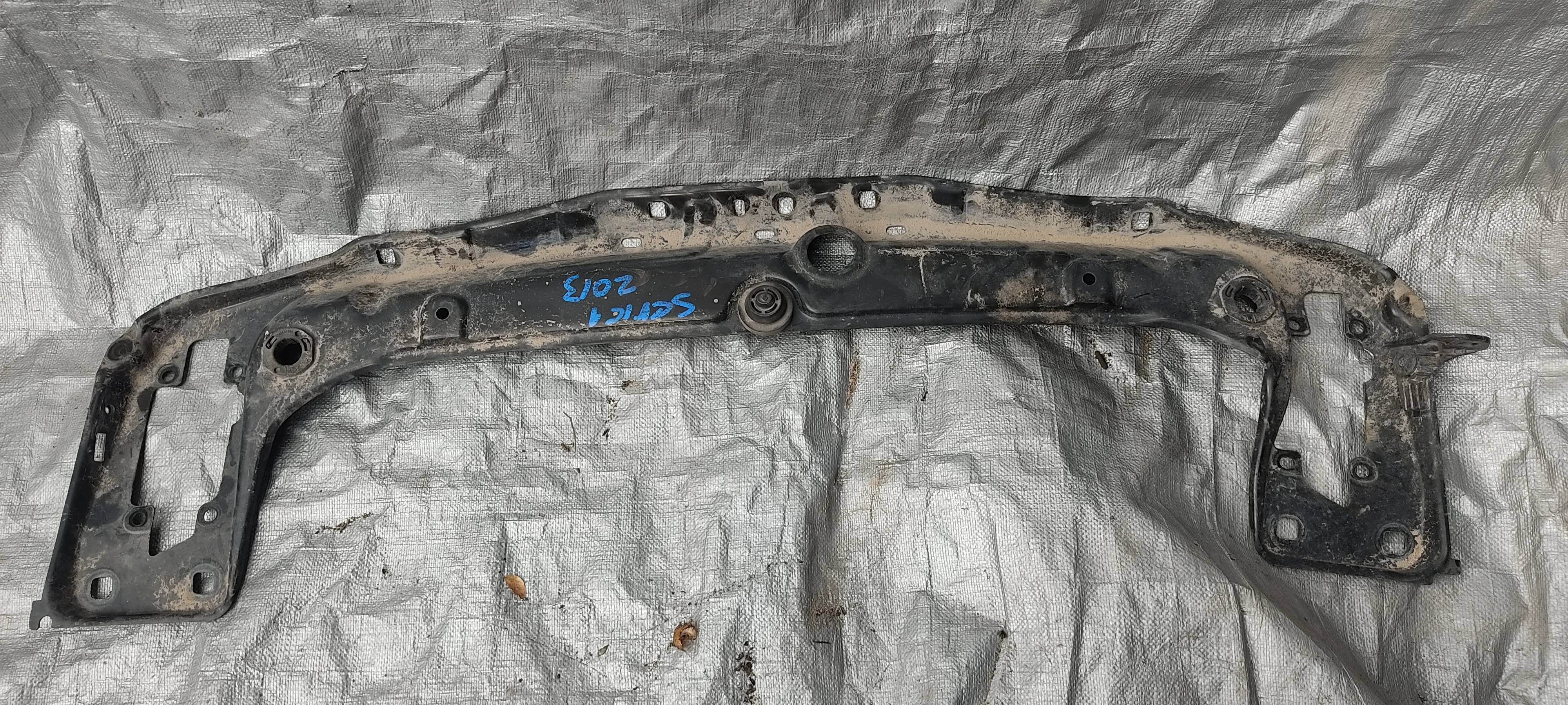 Bmw Serie 1 2013 - 2017 Marco de radiador Usado Original