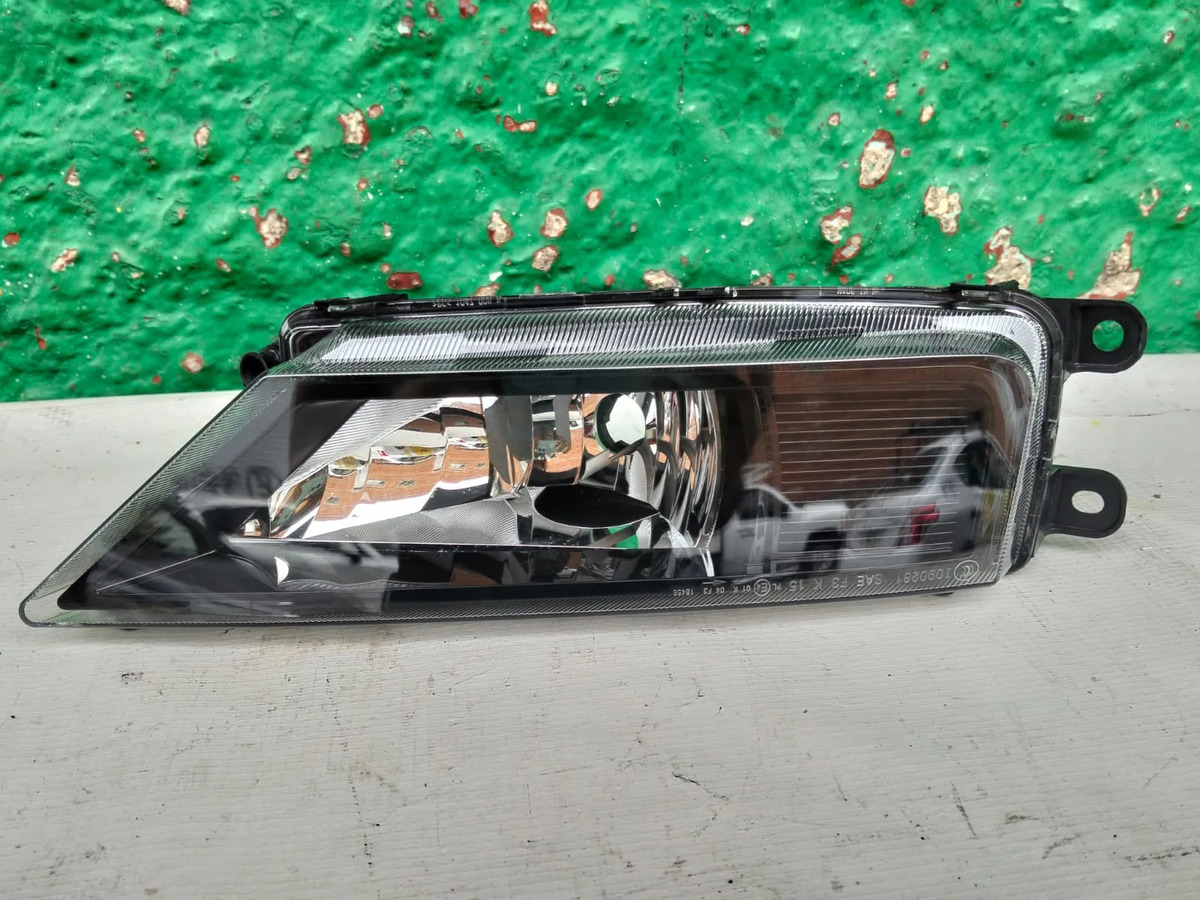 Faro De Niebla Derecho Volkswagen Tiguan 2018-2022 Original Derecho/pasajero