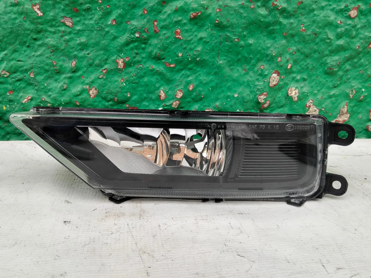 Faro De Niebla Izquierdo Volkswagen Tiguan 2018-2022 Origina Izquierdo/conductor