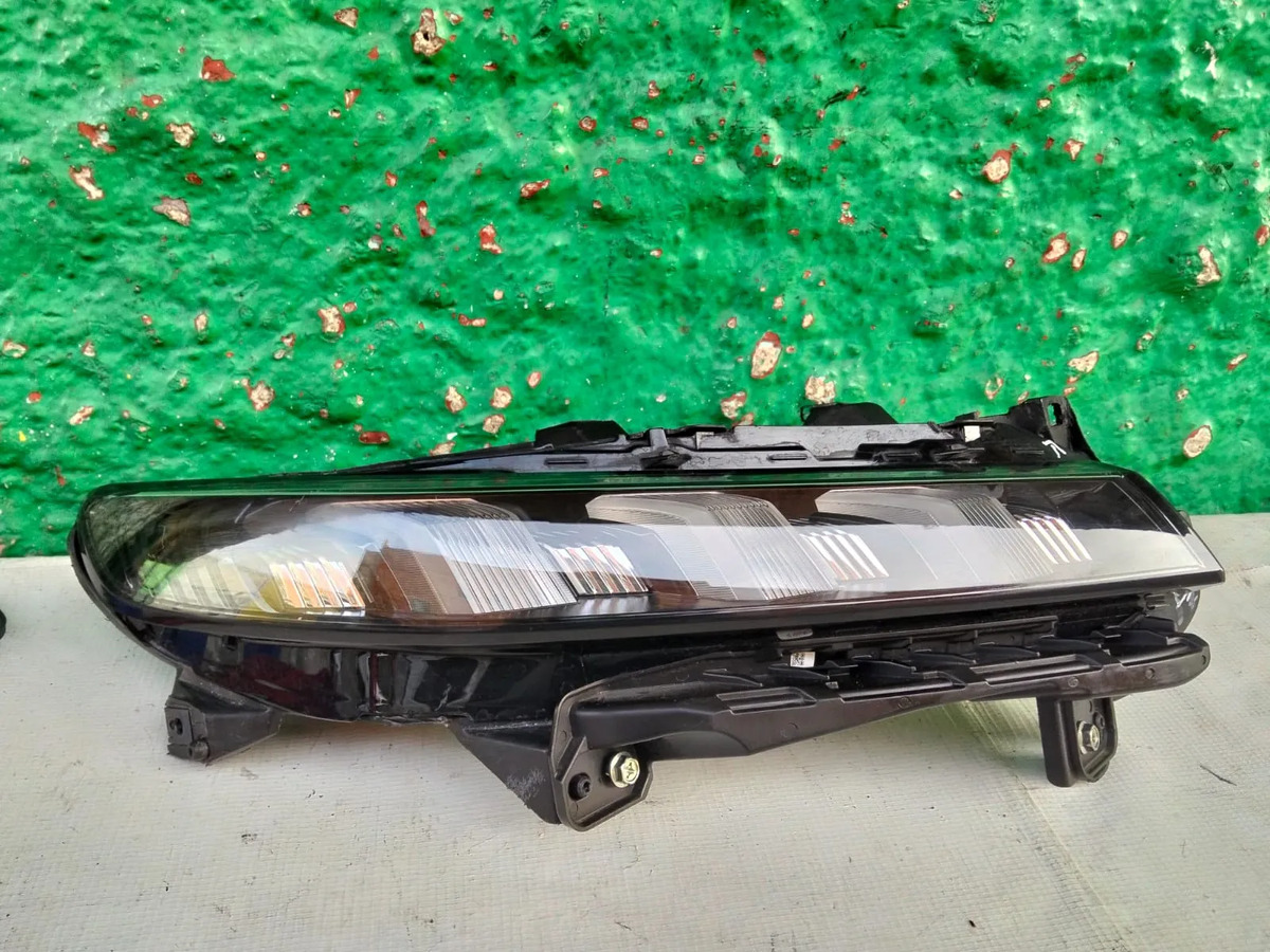 Faro De Niebla Derecho Suzuki Fronx 2024-2026 Original Blanco