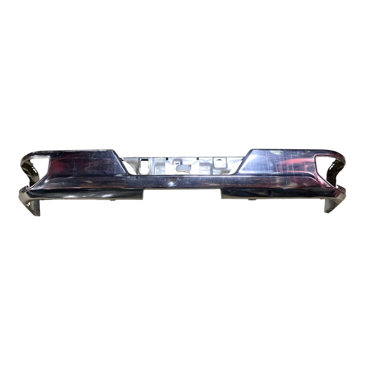 Chevrolet Cheyenne 2019 - 2024 Defensas Usado Original