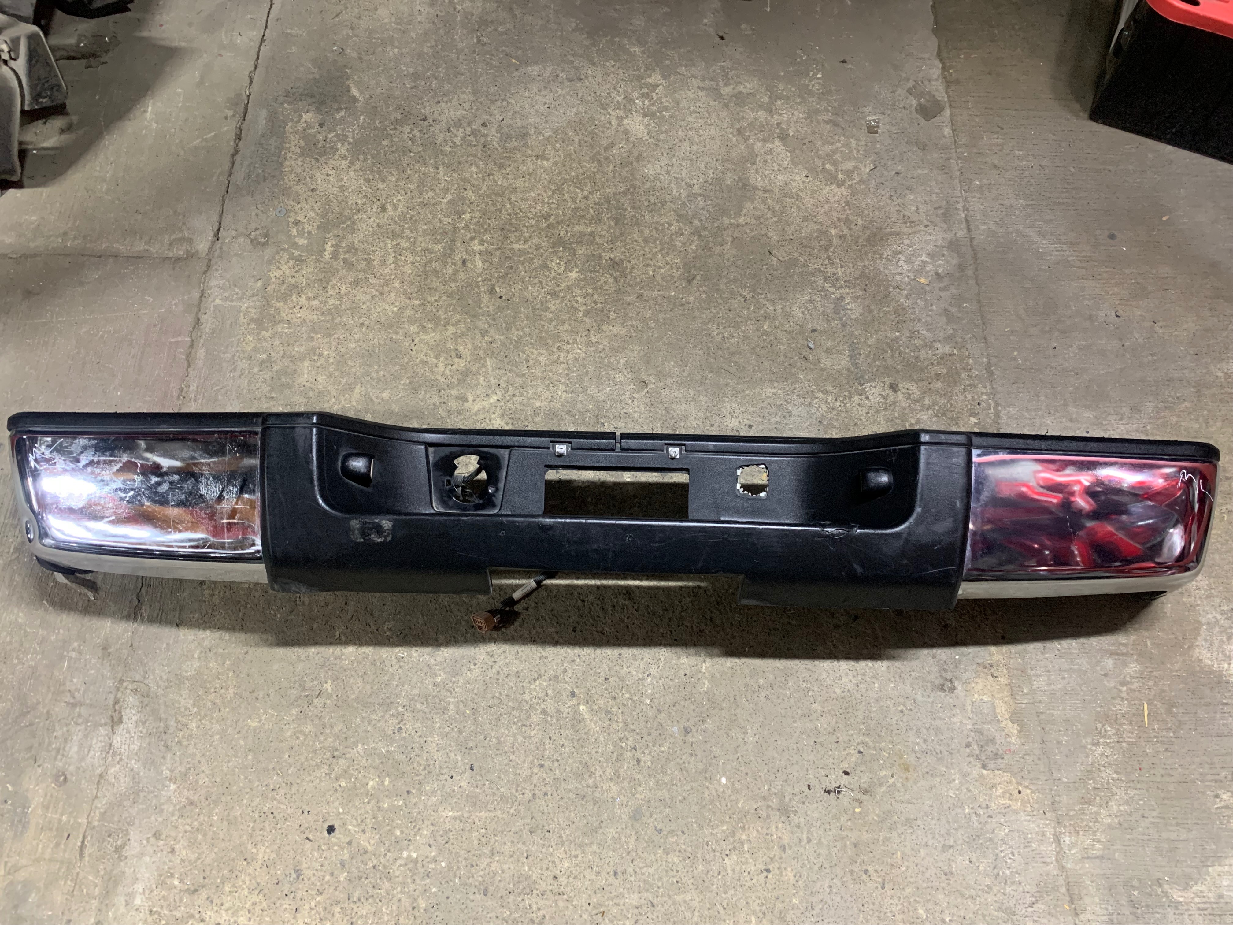 Chevrolet Cheyenne 2007 - 2013 Defensas Usado Original