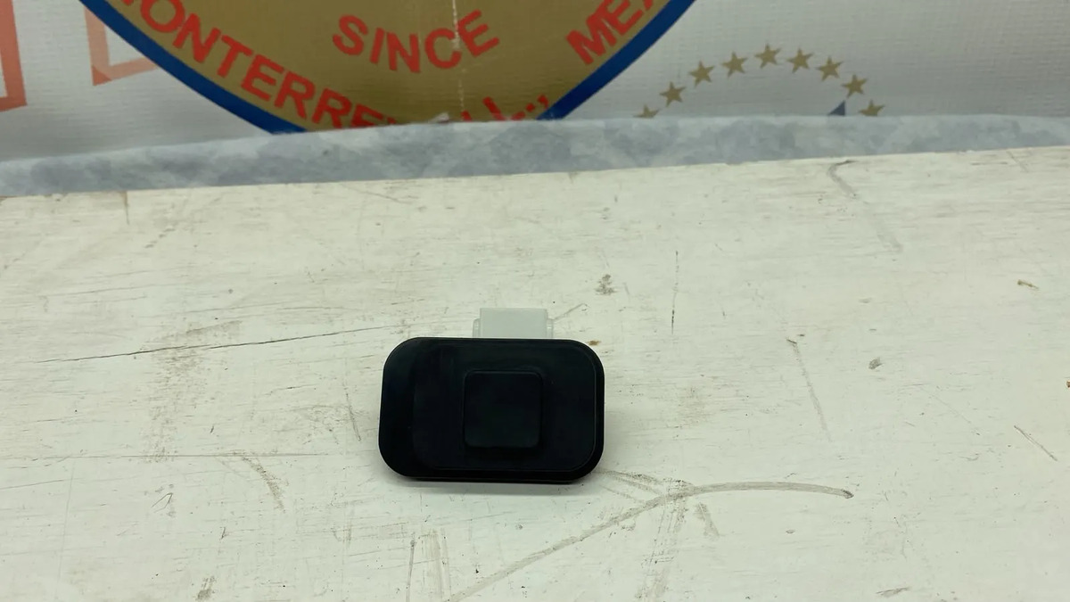 Honda Civic 2012 - 2015 Botones de Cierre Centralizado Trasera Usado Original