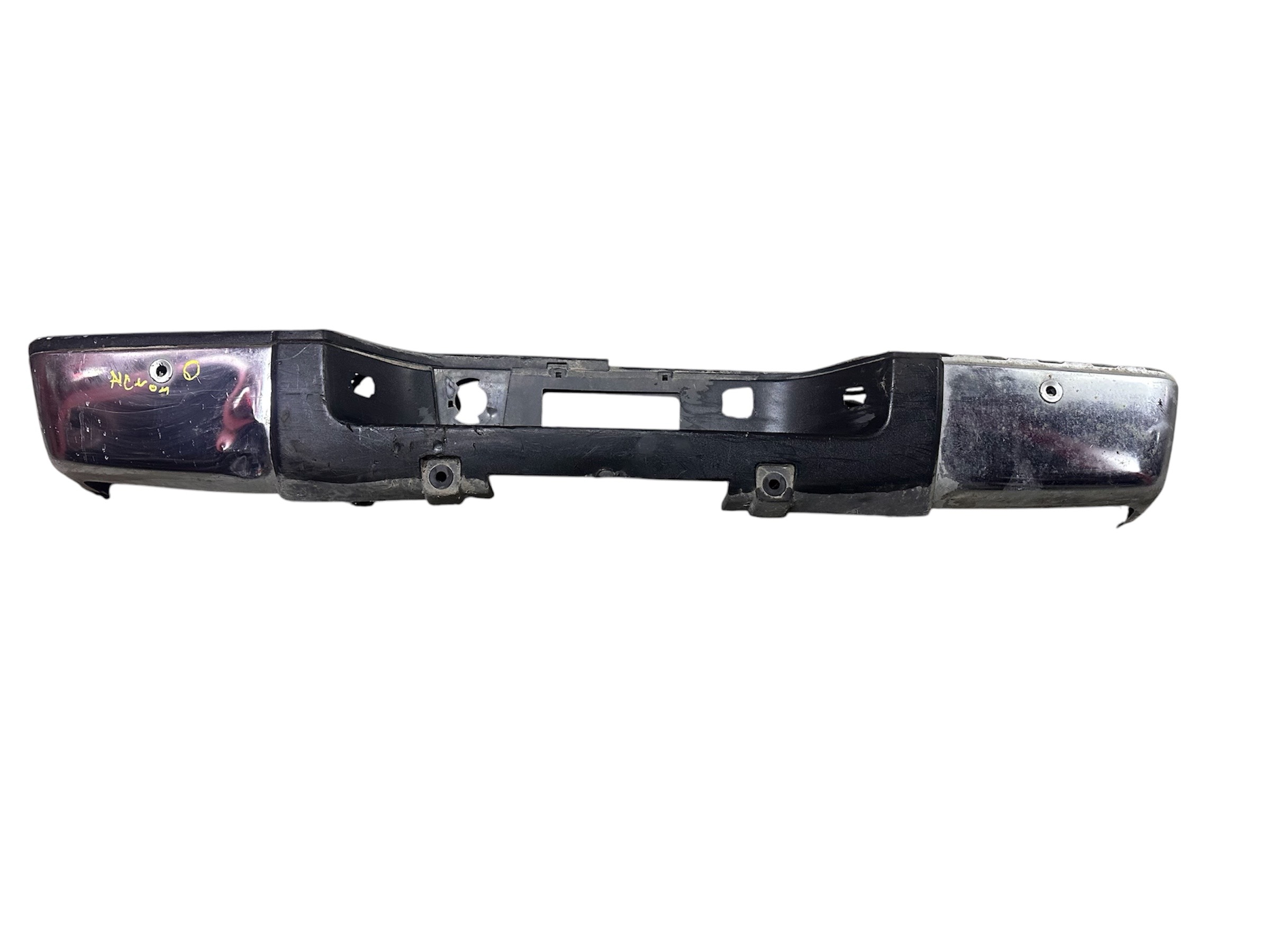 Chevrolet Cheyenne 2007 - 2013 Defensas Trasera Usado Original