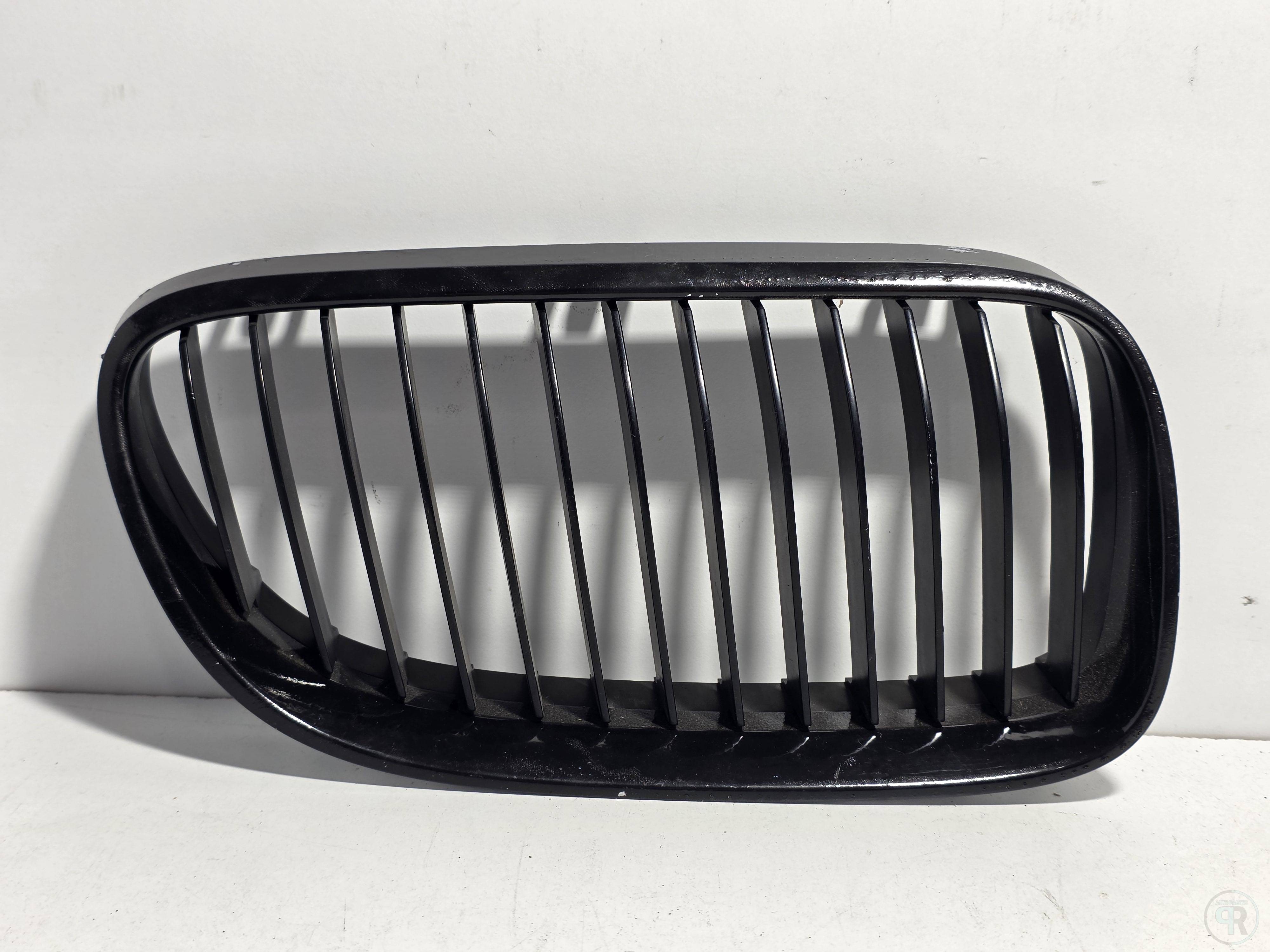 Bmw Serie 3 2010 - 2013 Parrilla Delantera Derecho Usado Original