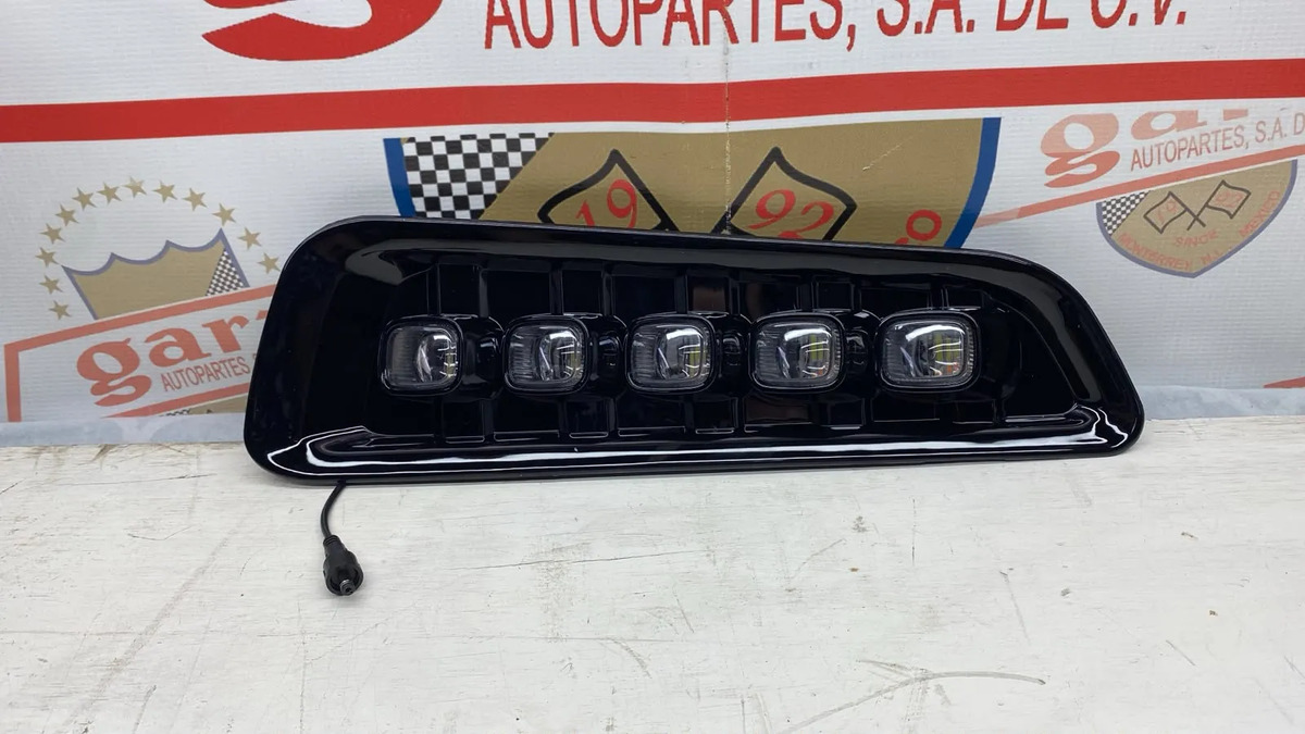 Faro Antiniebla Derecho Ford F-150 Raptor 2016 Al 2019 Blanco