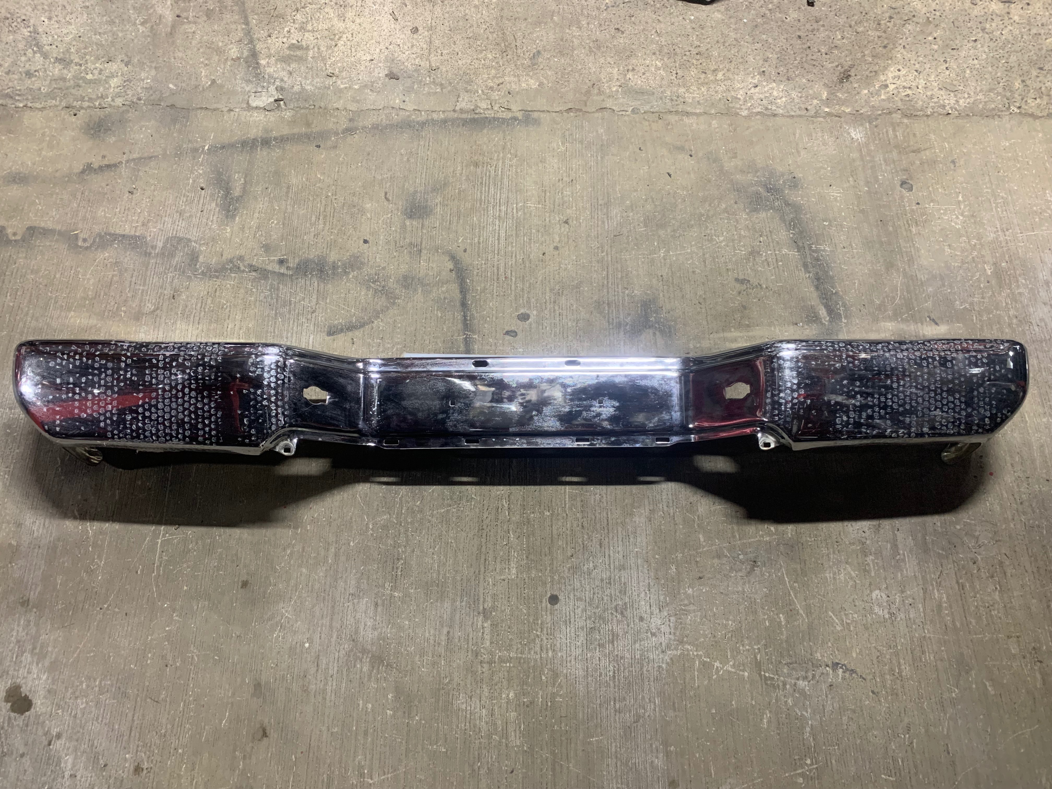 Nissan Frontier 2005 - 2015 Defensas Usado Original