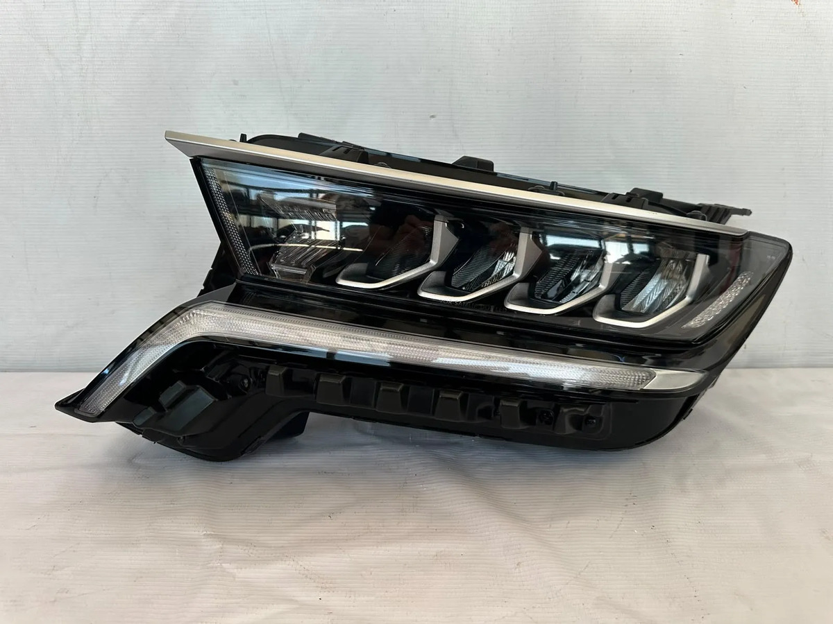 Faro Izquierdo Kia Sorento 2021 2022 2023 Usado Original Izquierdo/conductor