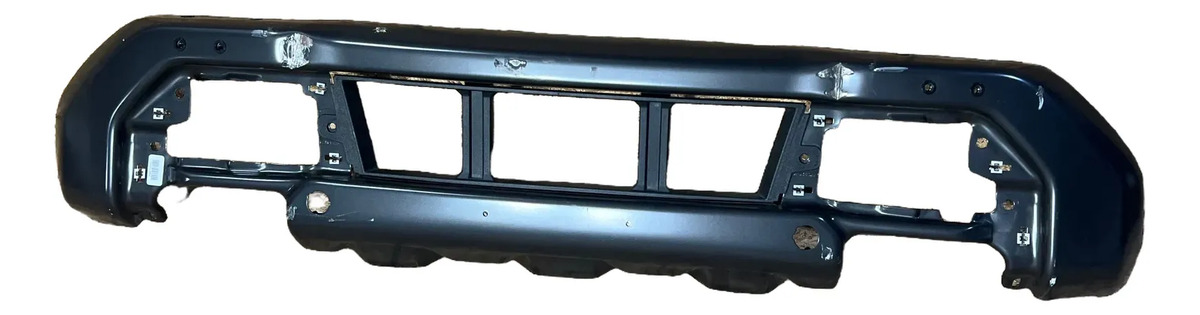 Ford Lobo 2024 - 2025 Defensas Delantera Usado Original