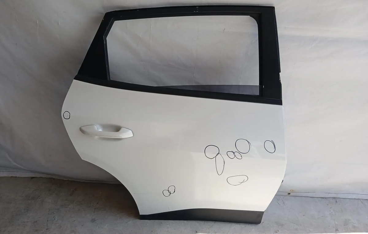Puerta Trasera Derecha Kia K3 2024-2026  4 Y 5 Pts. Trasera Derecho Blanco