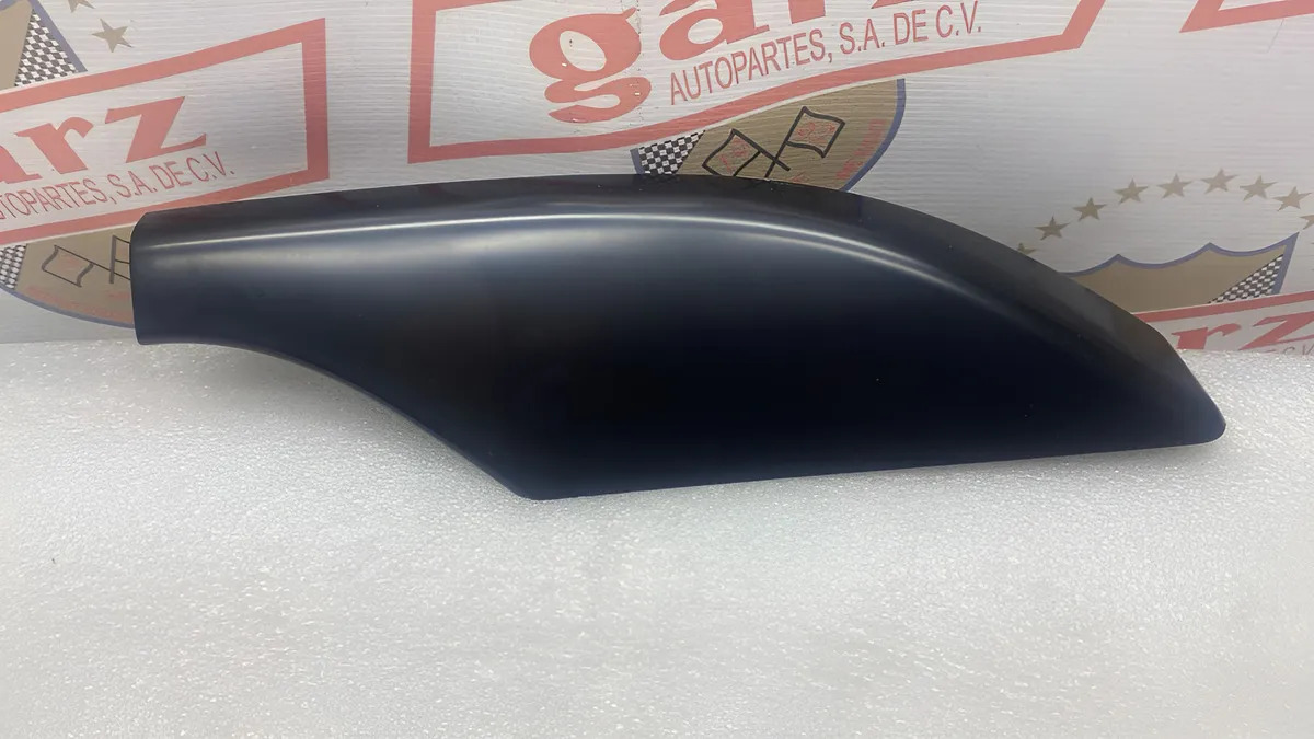 Moldura Trasera Lh Mitsubishi Outlander 07 Al 13 Negro