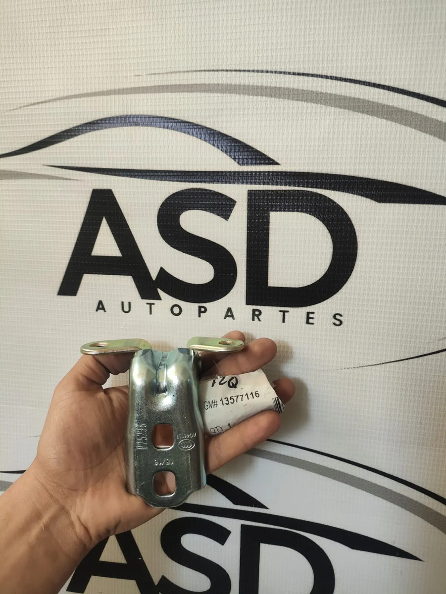 Bisagra Puerta Delantera Izquierda Tracker 21-24 13577116