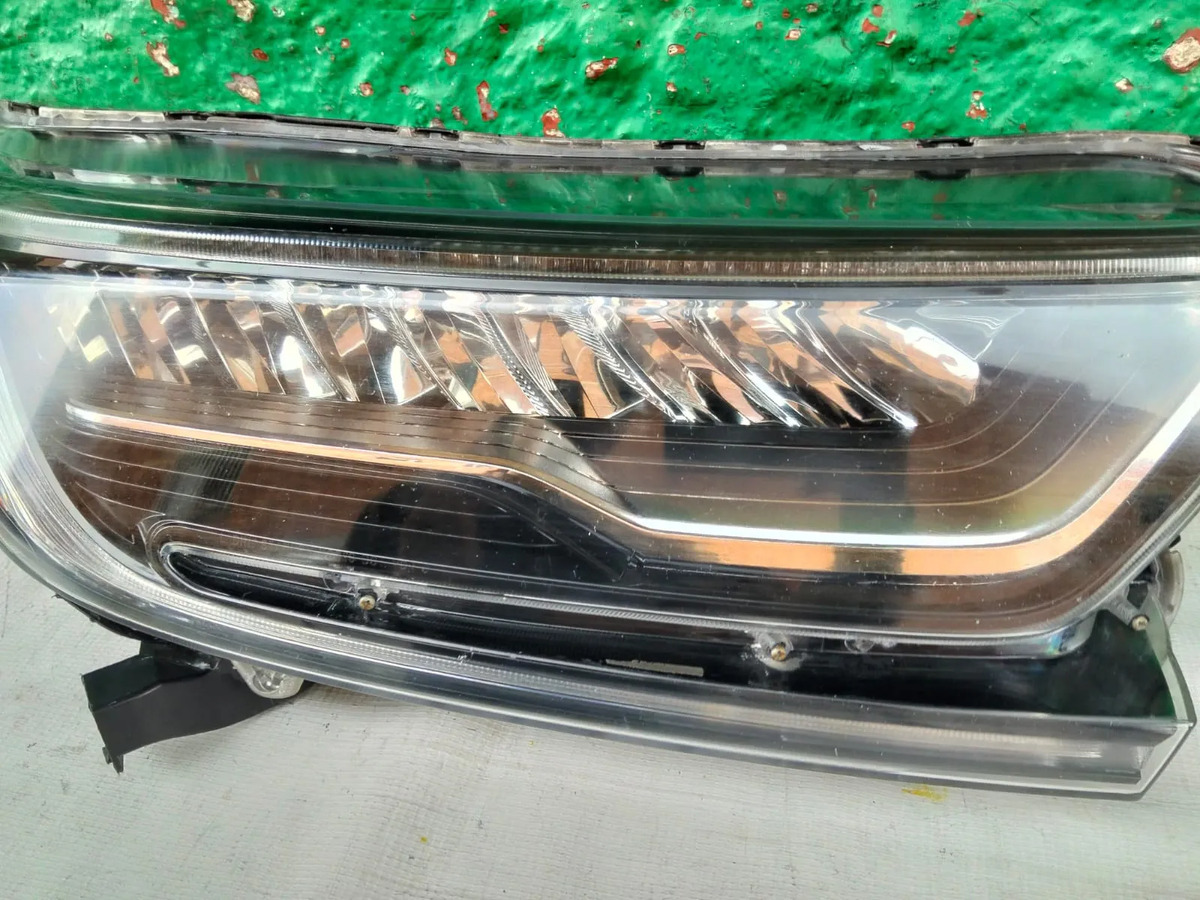 Faro Derecho Honda Cr-v Led 2017-2022  Original Derecho/pasajero
