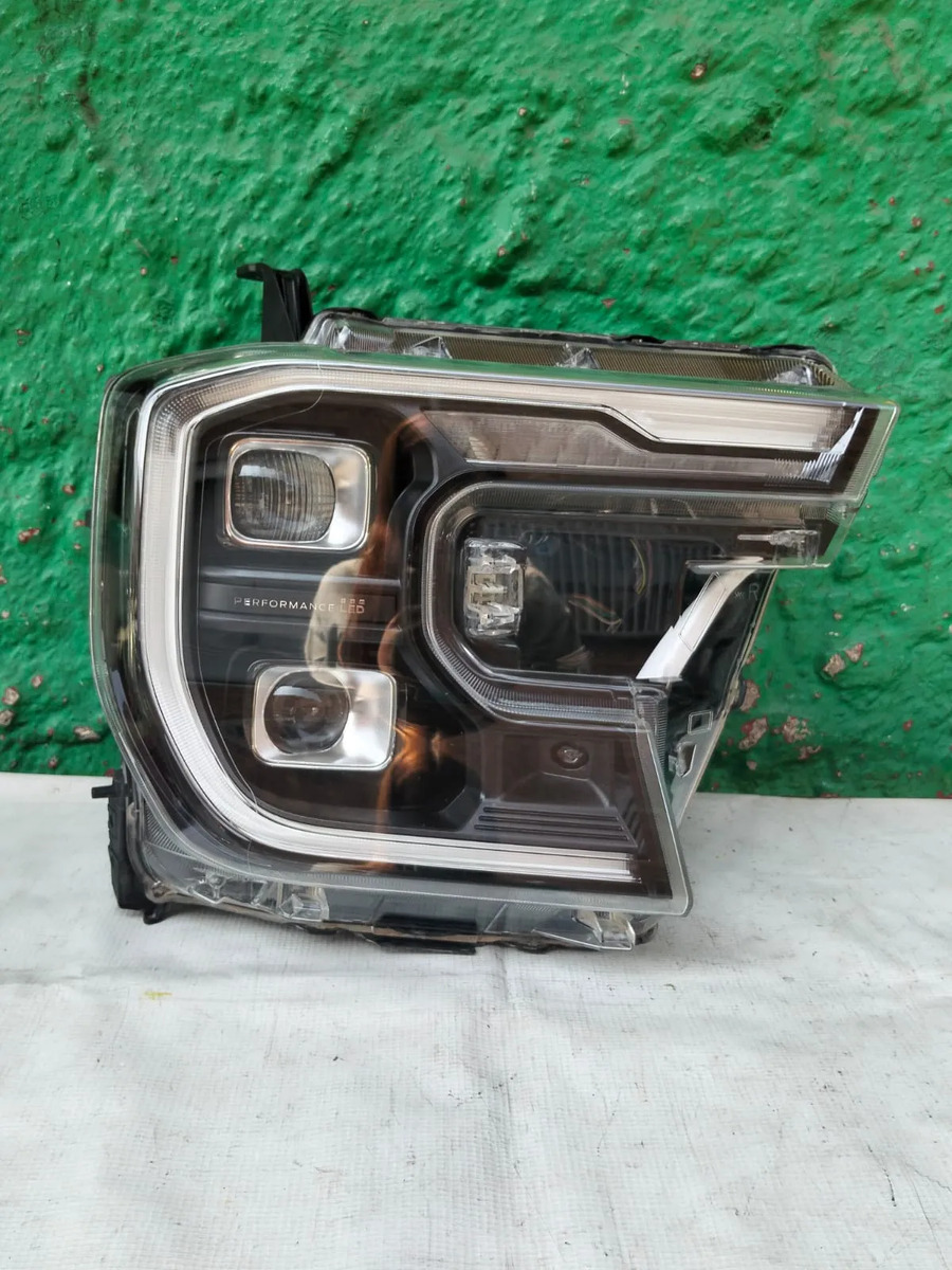 Faro Derecho Ford Ranger Raptor 2024-2025  Original 2 Negro