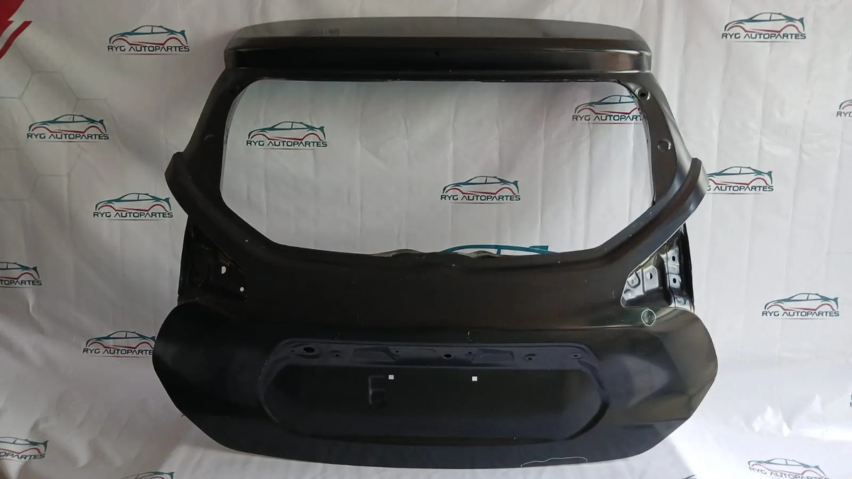 Tapa Cajuela Nissan Kicks 2017-2020 Sin Hoyo Para Cámara Negro