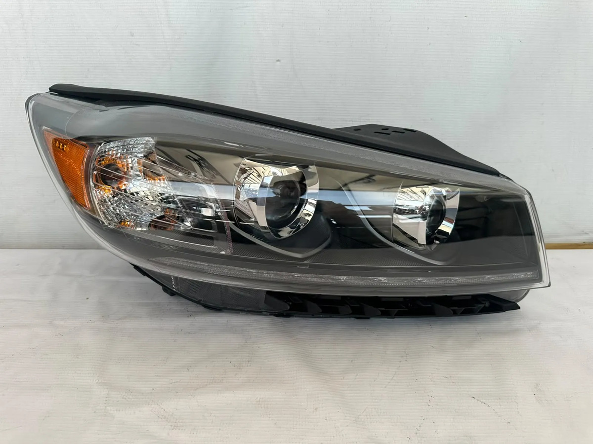 Faro Derecho Kia Sorento 2019-2020 Usado Original Derecho/pasajero
