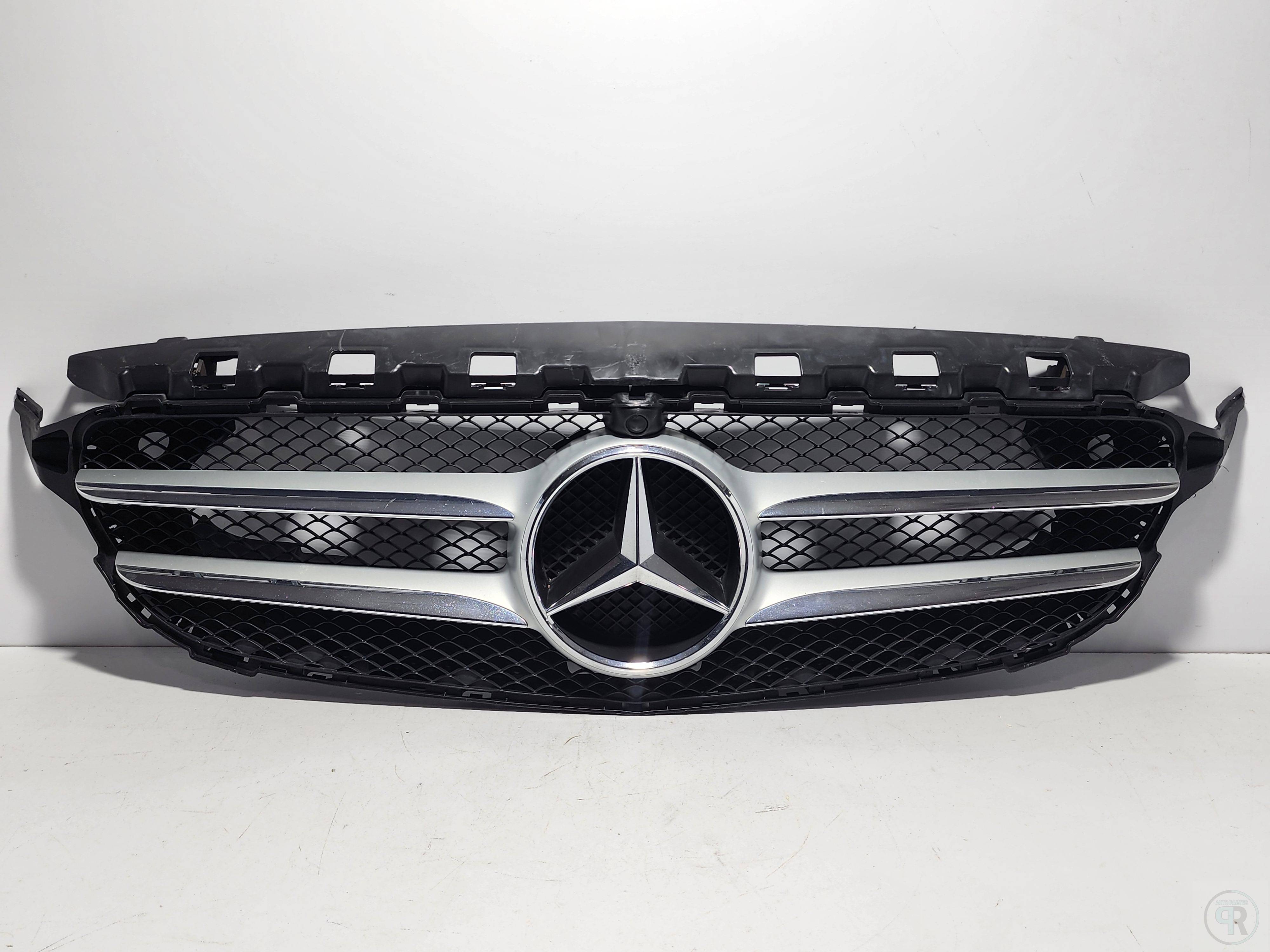 Mercedes-benz Clase c 2015 - 2017 Parrilla Delantera Usado Original