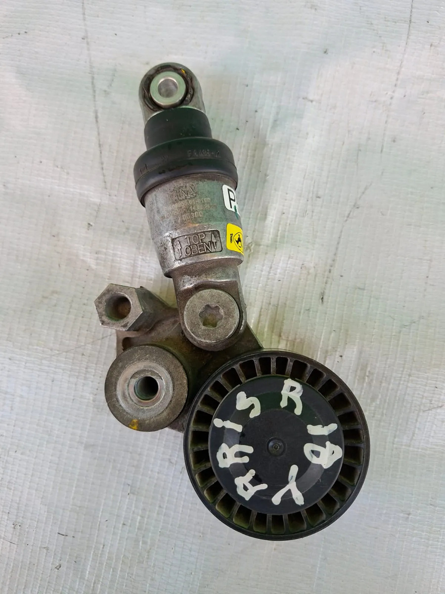 Polea Tensora De Toyota Yaris R 2016-2018 Usado Original Plateado