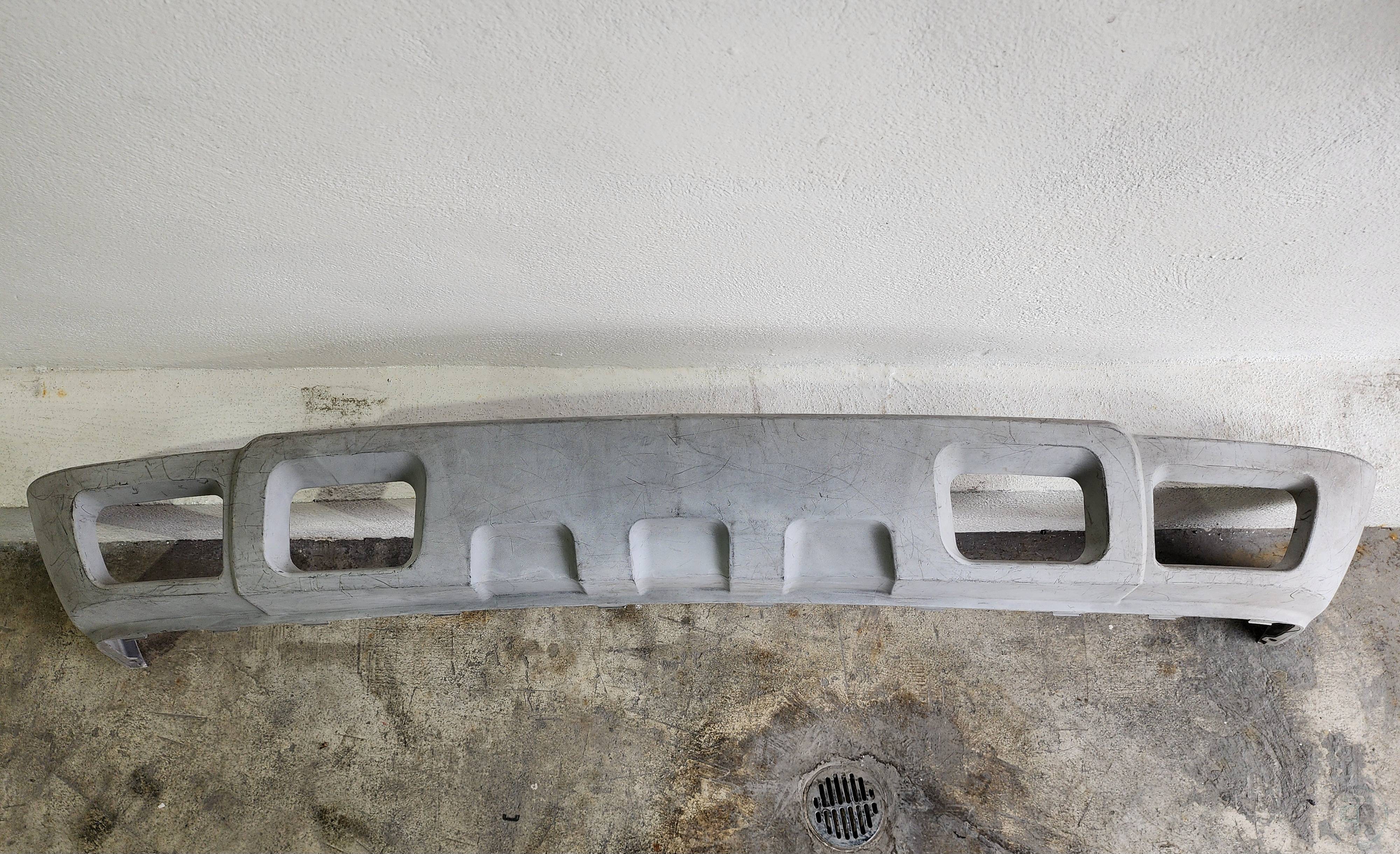 Chevrolet Silverado 2003 - 2006 Spoiler Delantera Usado Original
