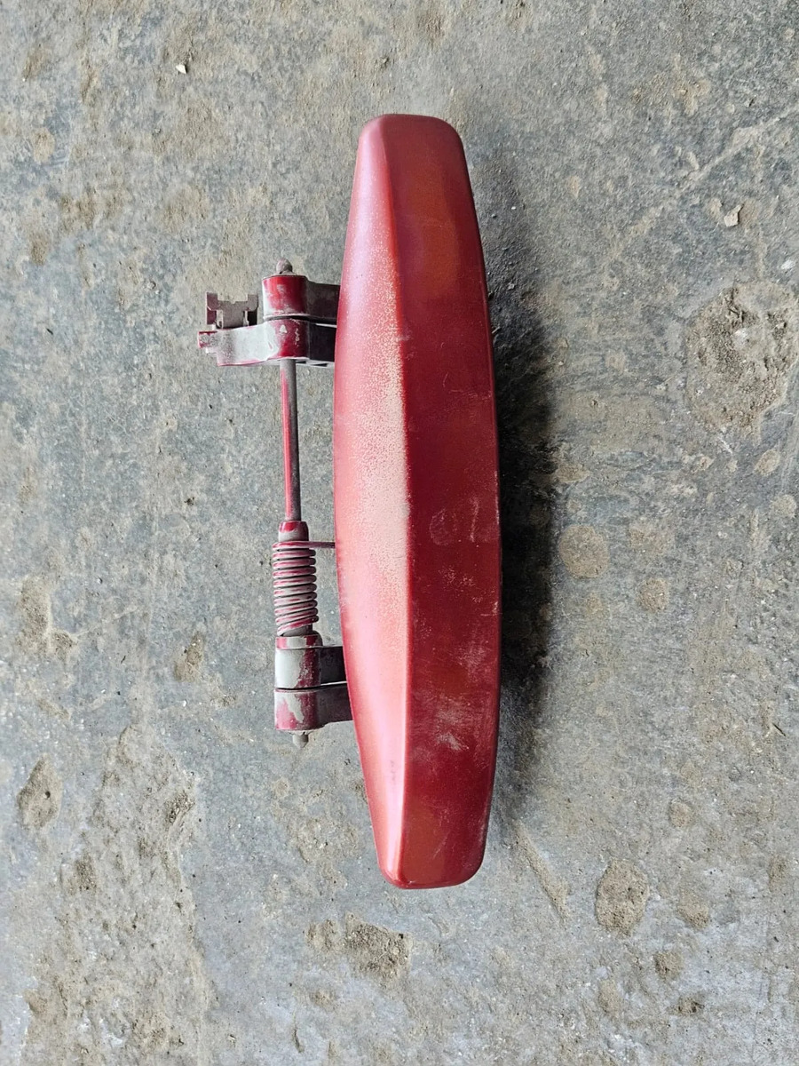 Renault Duster 2012-2020 Manija Exterior De Puerta Izquierda Rojo Delantera/trasera
