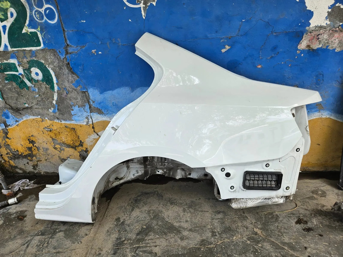 Volkswagen Jetta 2012-2017 Costado Derecho Blanco