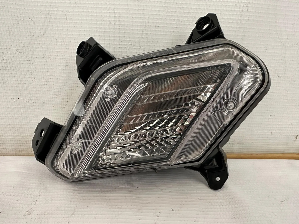 Faro Direccional Der Kia K3 2024 25 2026 Usado Original Transparente
