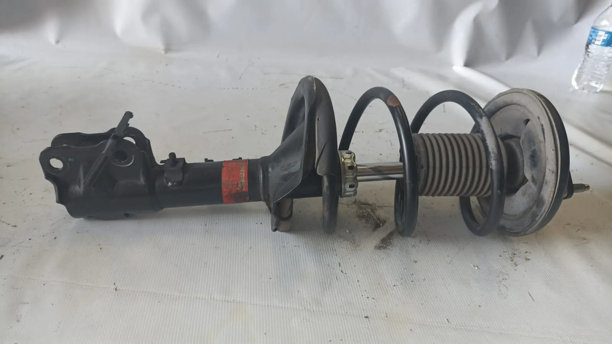 Amotiguador Delantero Rh Genérico Lancer 2008-2011 2.0l Aut.
