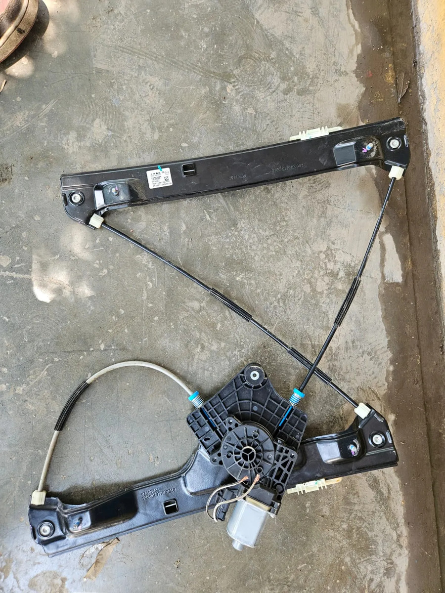 Mg 5 2020-2024 Elevador Elec Delantero Izquierdo