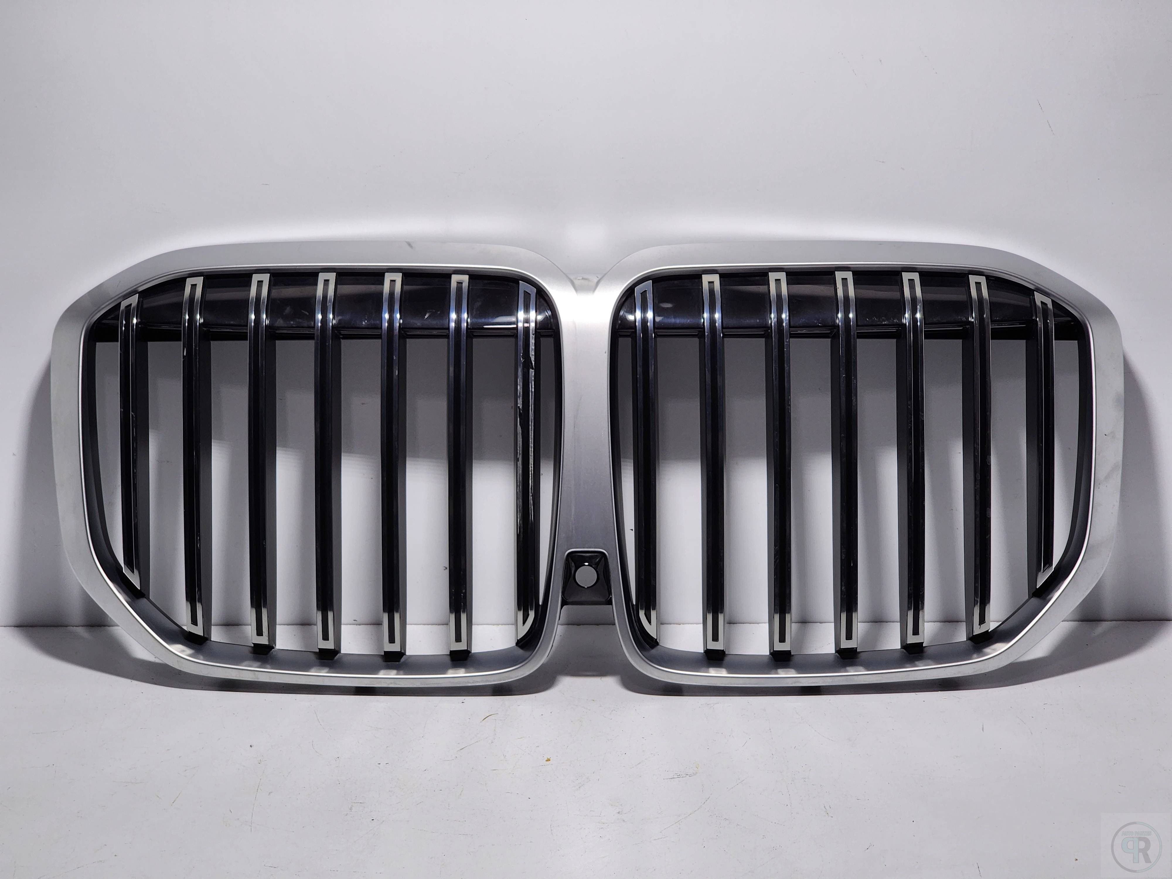 Bmw X7 2023 - 2025 Parrilla Delantera Usado Original