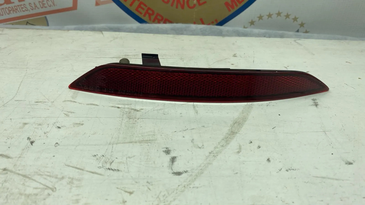 Reflejante Trasero Derecho Audi A5 2017 Al 2023 Orig Rojo