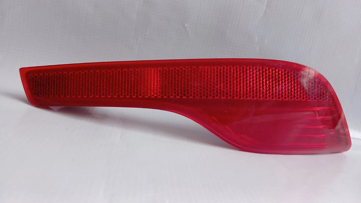 Reflector Reflejante Trasero Derecho Honda Cr-v  Crv 17-19