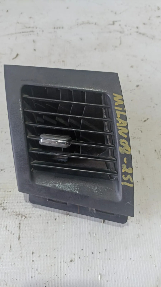 Rejilla A/a Difusora Mitsubishi Lancer 2008-2016 2.0l Aut.