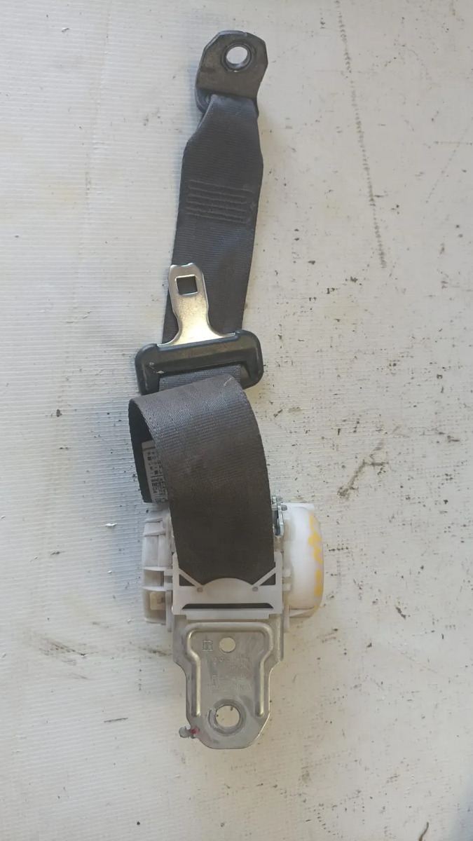 Cinturon Trasero Rh Mitsubishi Lancer 2008-2016 2.0l Aut.