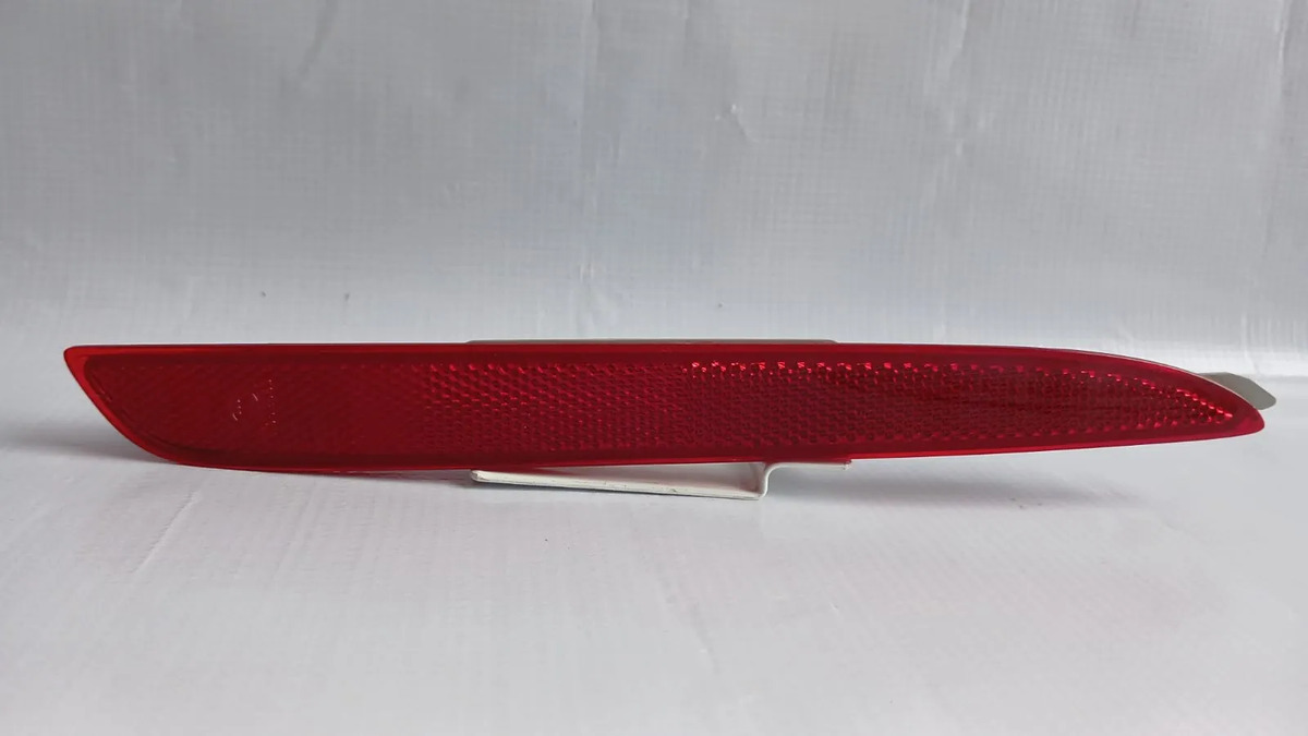 Reflector Reflejante Tras. Mazda 3 Sedan 10-13 2.0 Rh 2.5 Lh