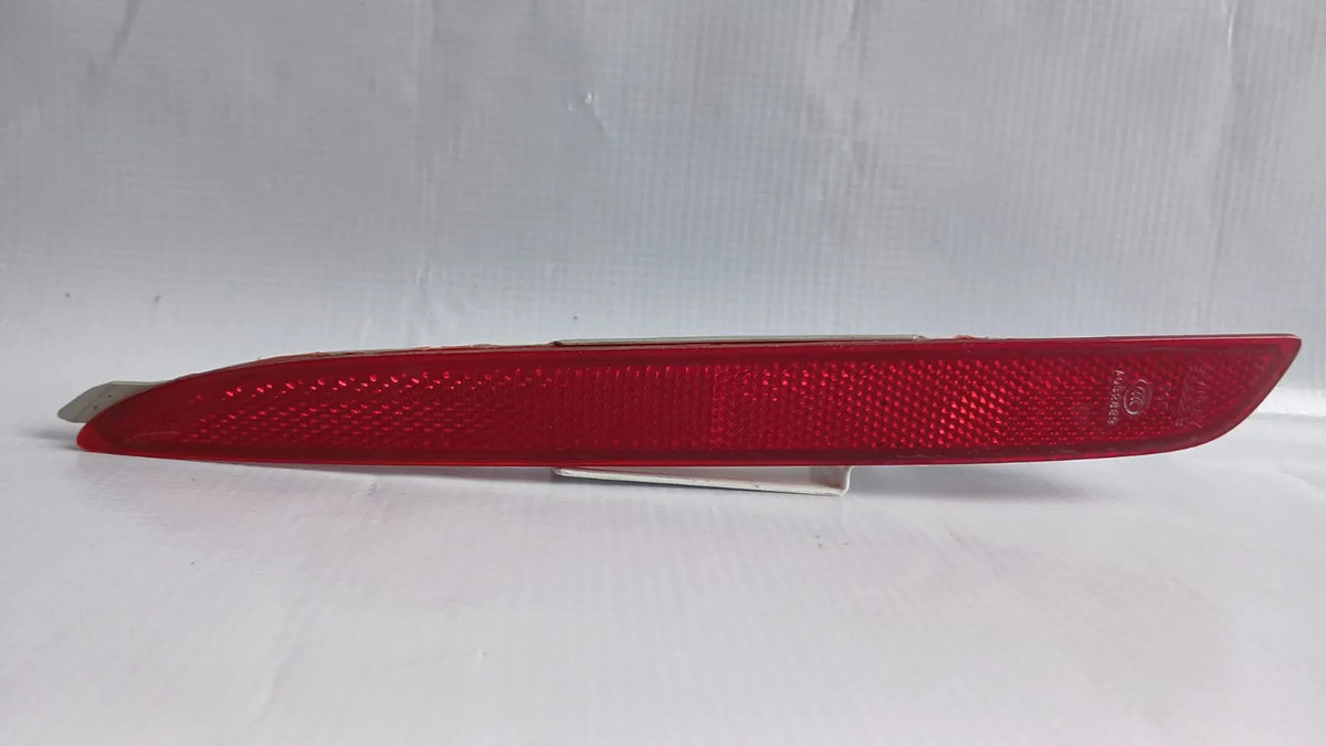 Reflector Reflejante Tras. Mazda 3 10-13 2.0 Lh 2.5 Rh