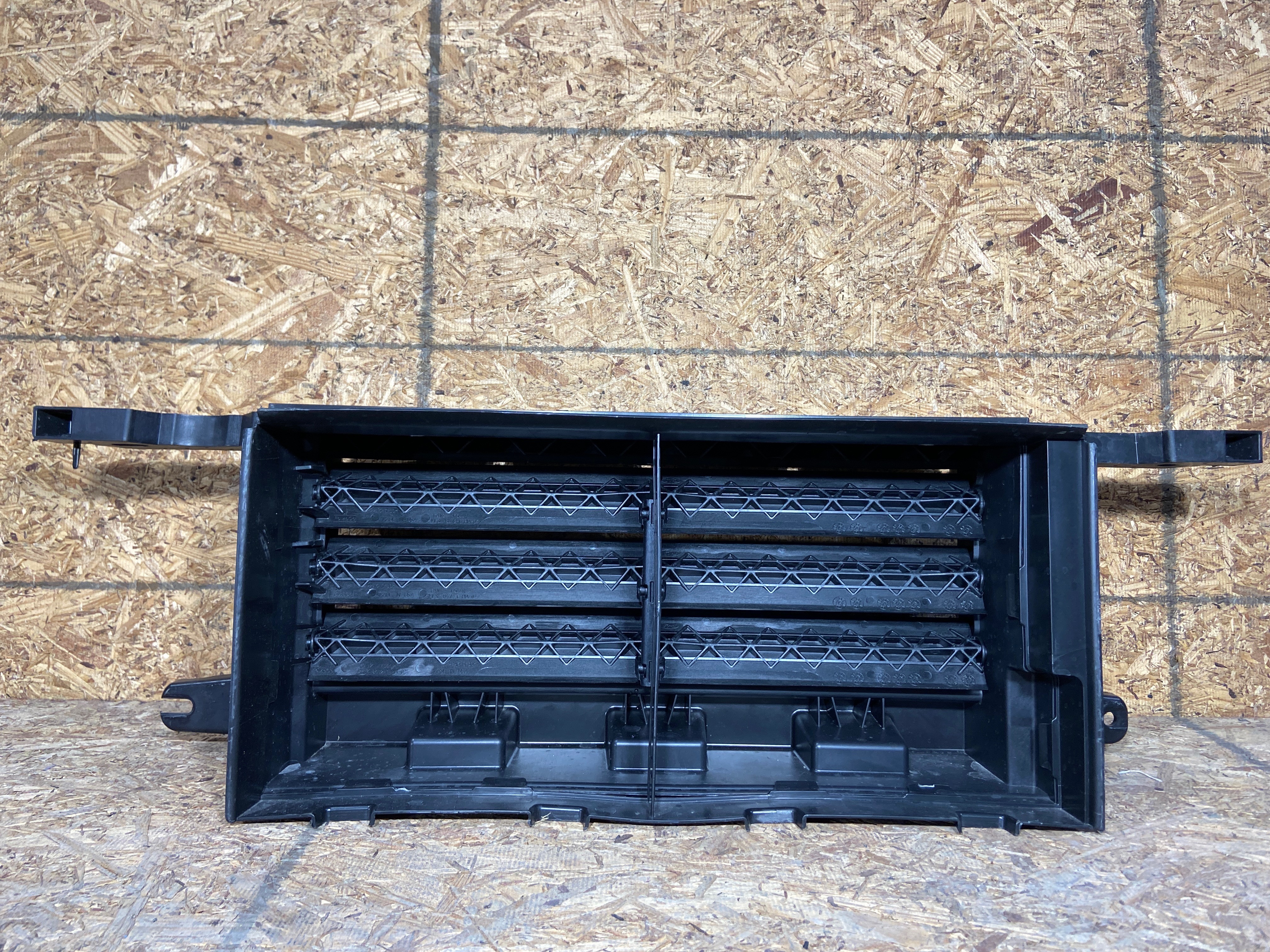 Ford F-150 2023 - 2025 Ventilador de Radiador Usado Original