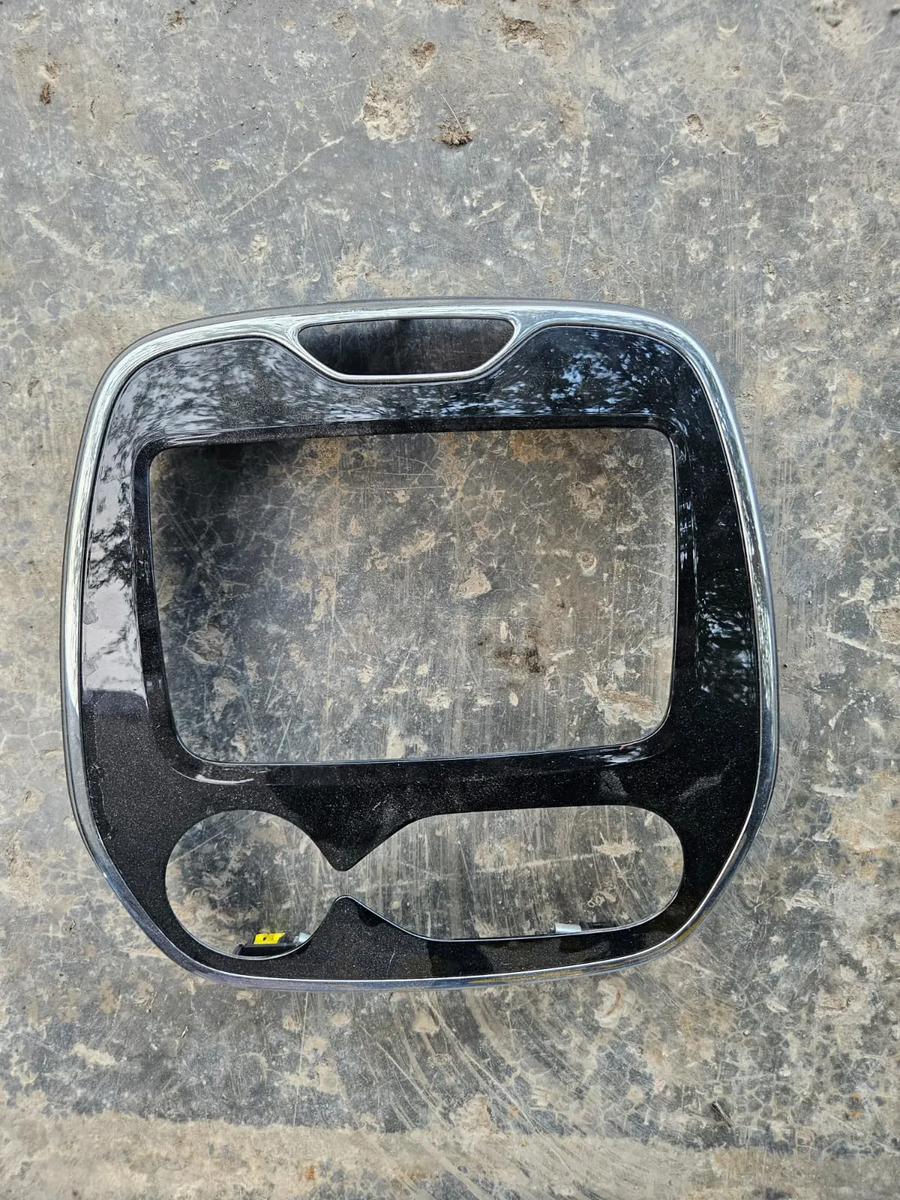 Renault Captur 2018-2022 Marco De Estereo Negro