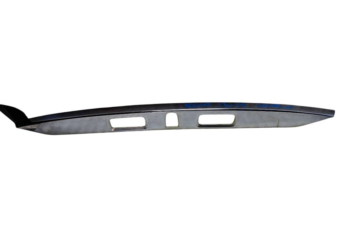 Honda Accord 2013 - 2017 Moldura para Cajuela Trasera Usado Original