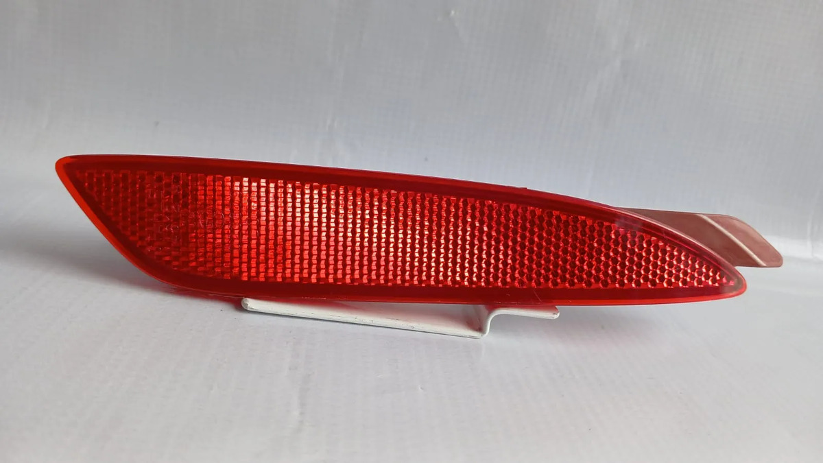 Reflector Reflejante Trasero Derecho Mazda Cx5 Cx-5 22-25