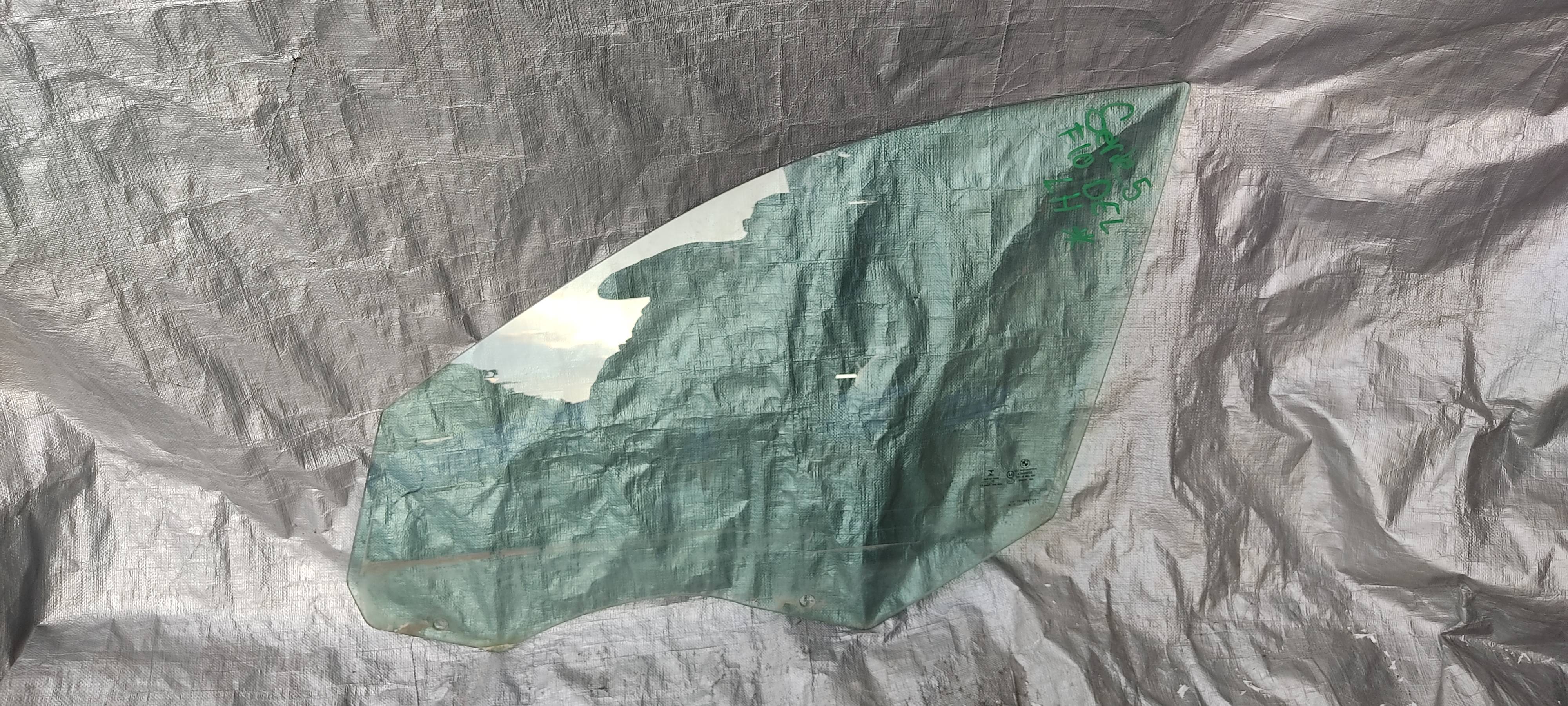 Bmw Serie 5 2013 - 2015 Vidrio Delantera Izquierdo Usado Original