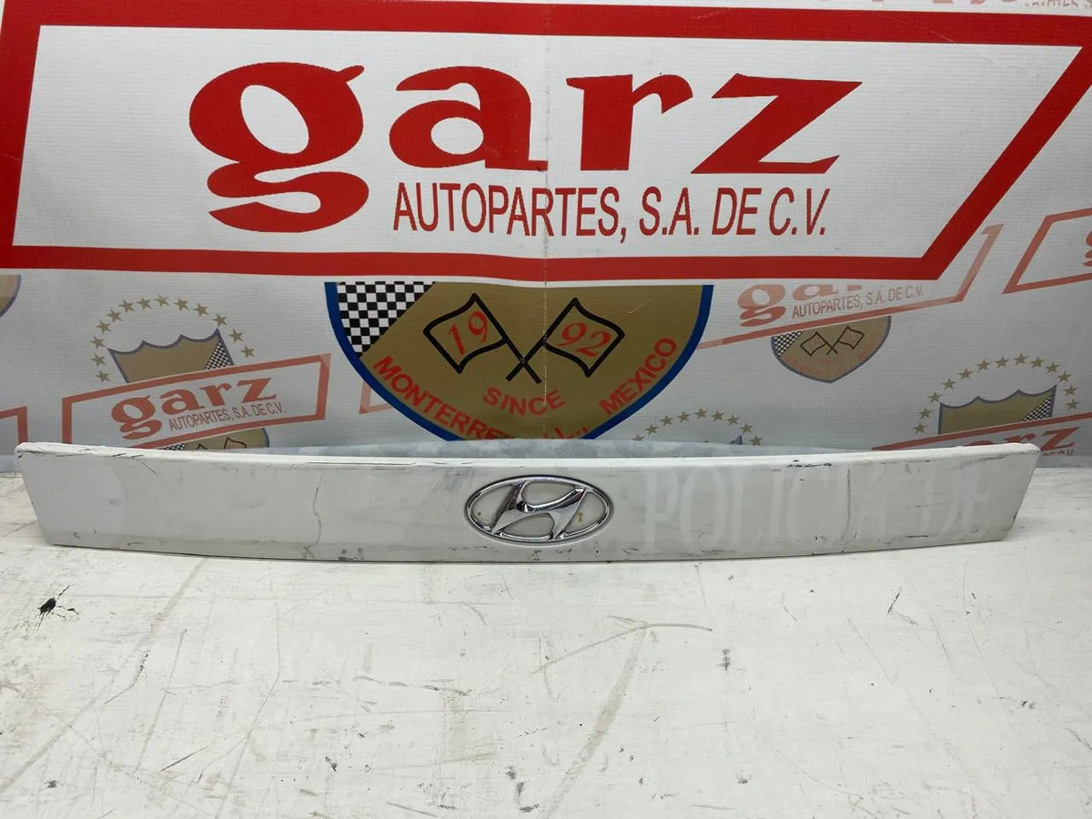 Moldura Tapa Cajuela Atos 2003 Al 2010 Orig Blanco