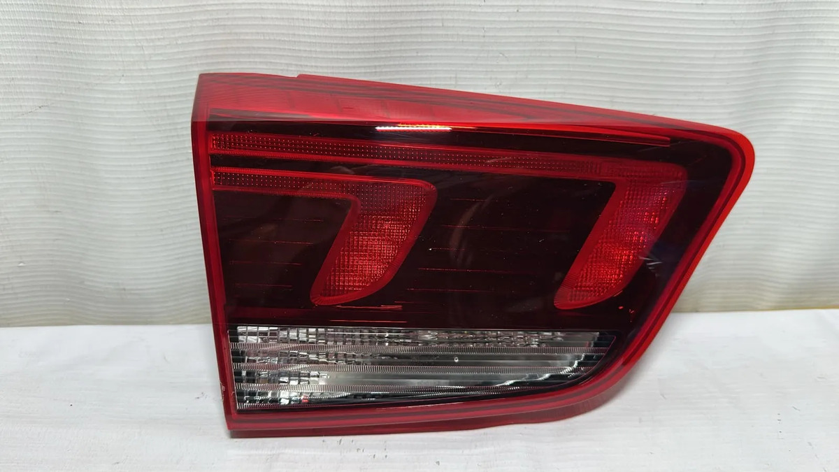 Calavera Int Izq Kia Rio Hb 2018 19 20 21 22 2023 Led C/deta Izquierdo/conductor Rojo