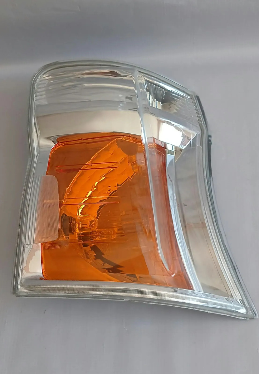 Luces D Combinación Cuarto De Luz Derecho Nissan Urvan 07-12 Transparente