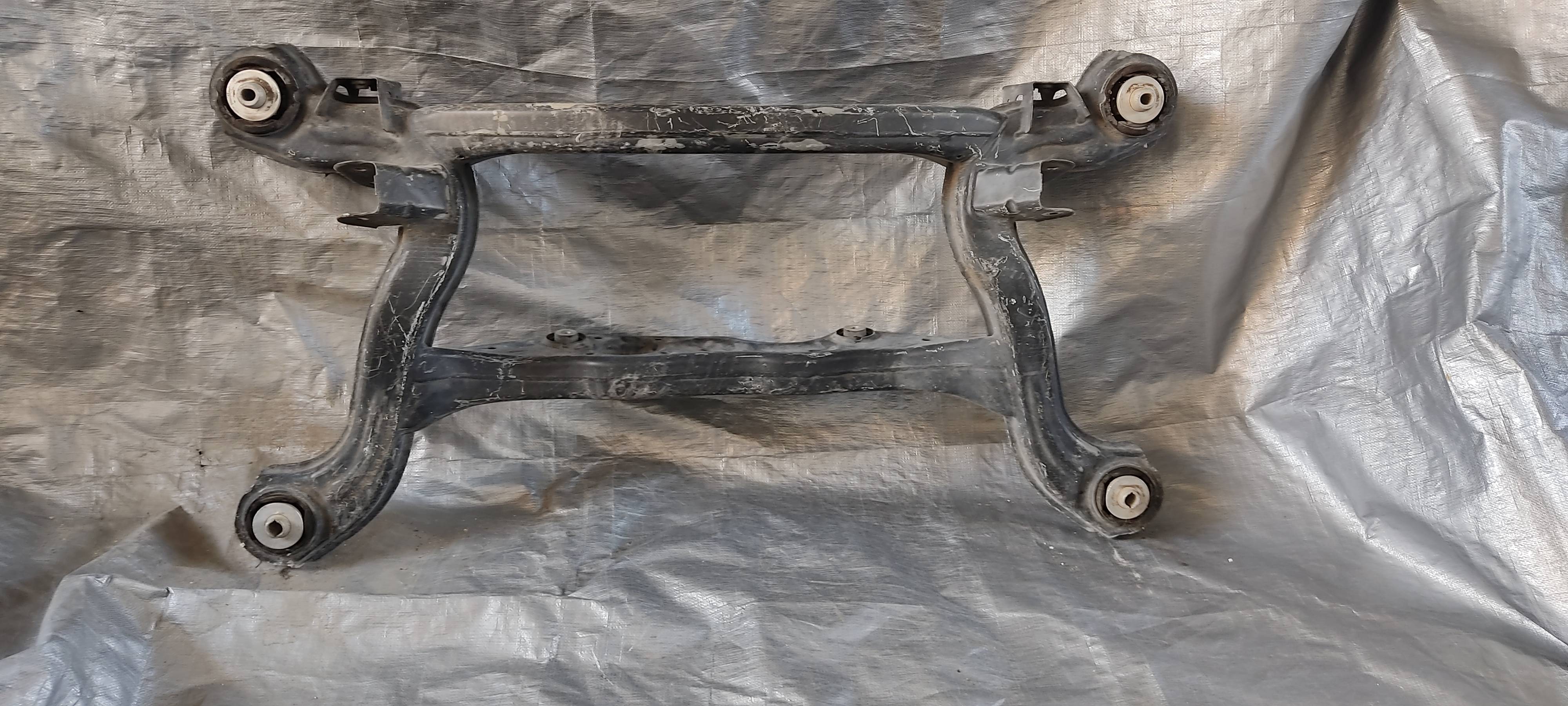 Mercedes-benz Clase a 2013 - 2017 Puentes de Suspensión Trasera Usado Original
