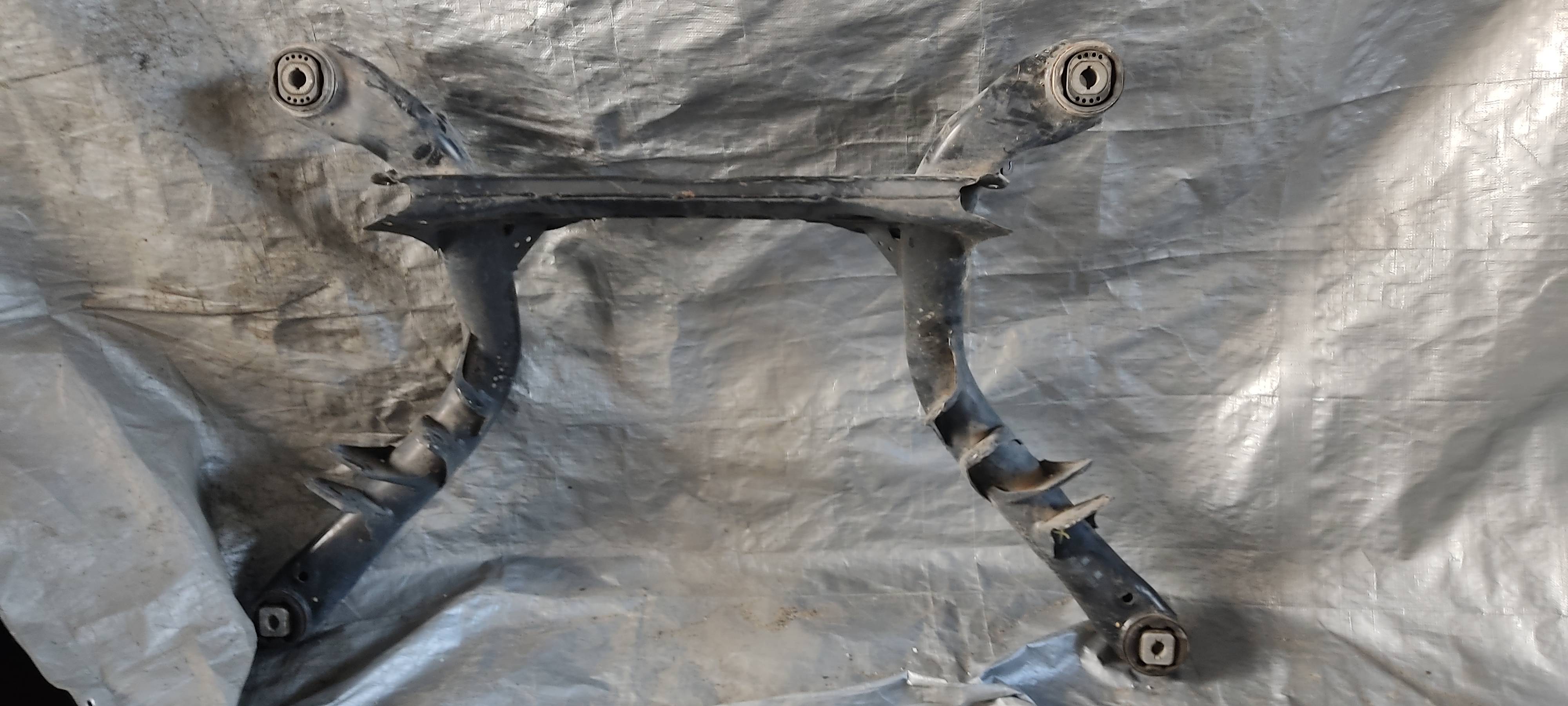 Audi A5 2012 - 2016 Puentes de Suspensión Trasera Usado Original