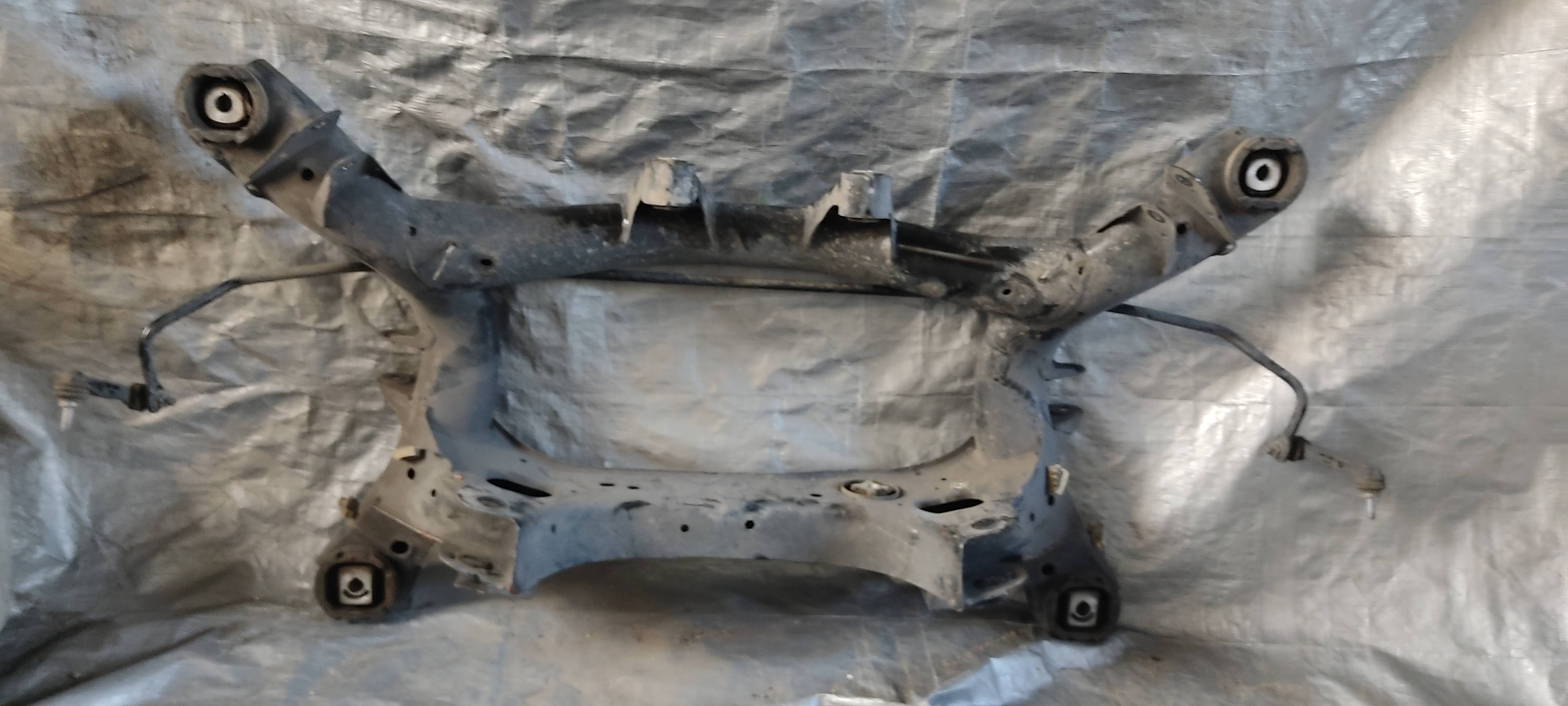 Bmw Serie 1 2011 - 2014 Puentes de Suspensión Trasera Usado Original