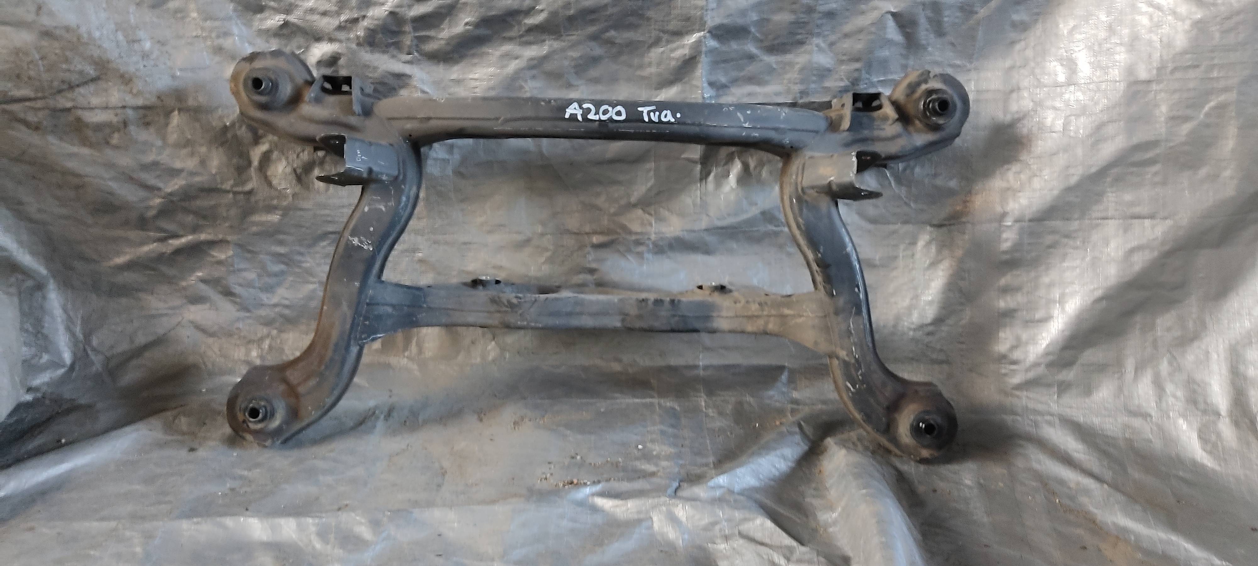 Mercedes-benz Clase a 2013 - 2017 Puentes de Suspensión Trasera Usado Original